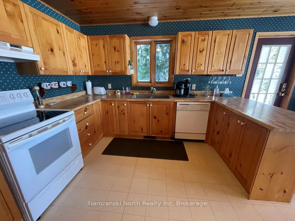 Photo 9 of 57 Lise Street, French River — HOMEH