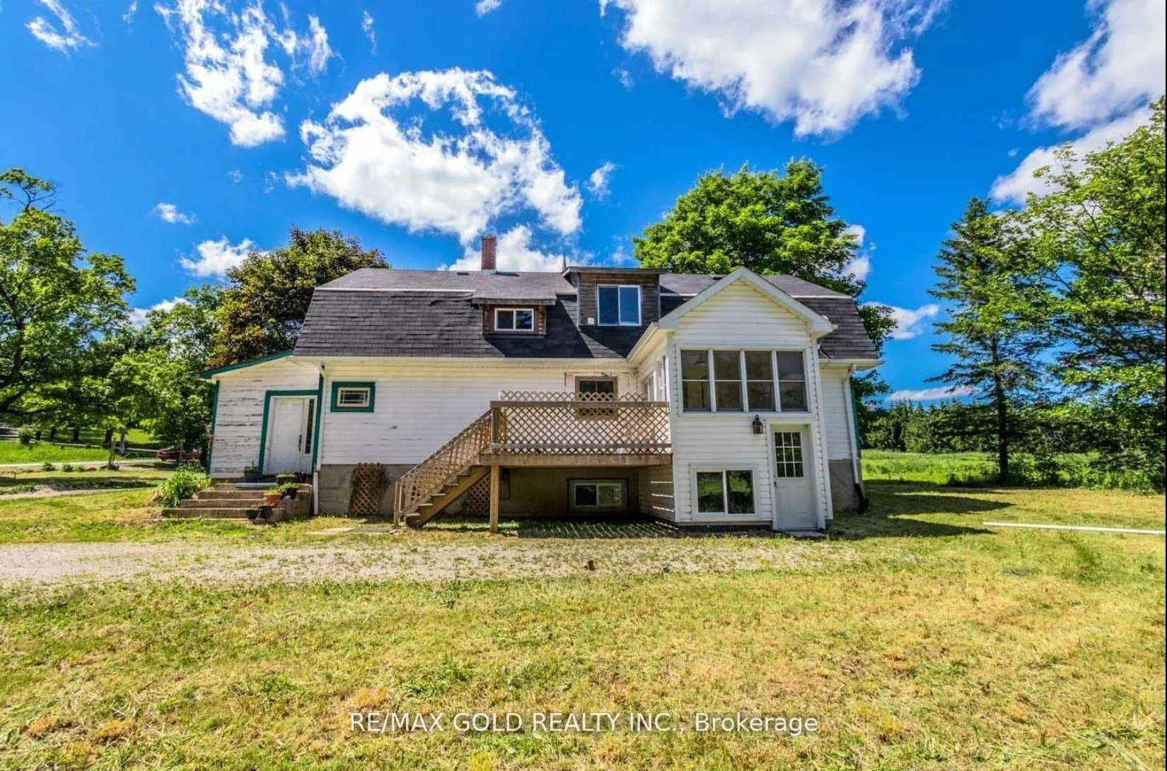 Front of 20927 Shaws Creek Road