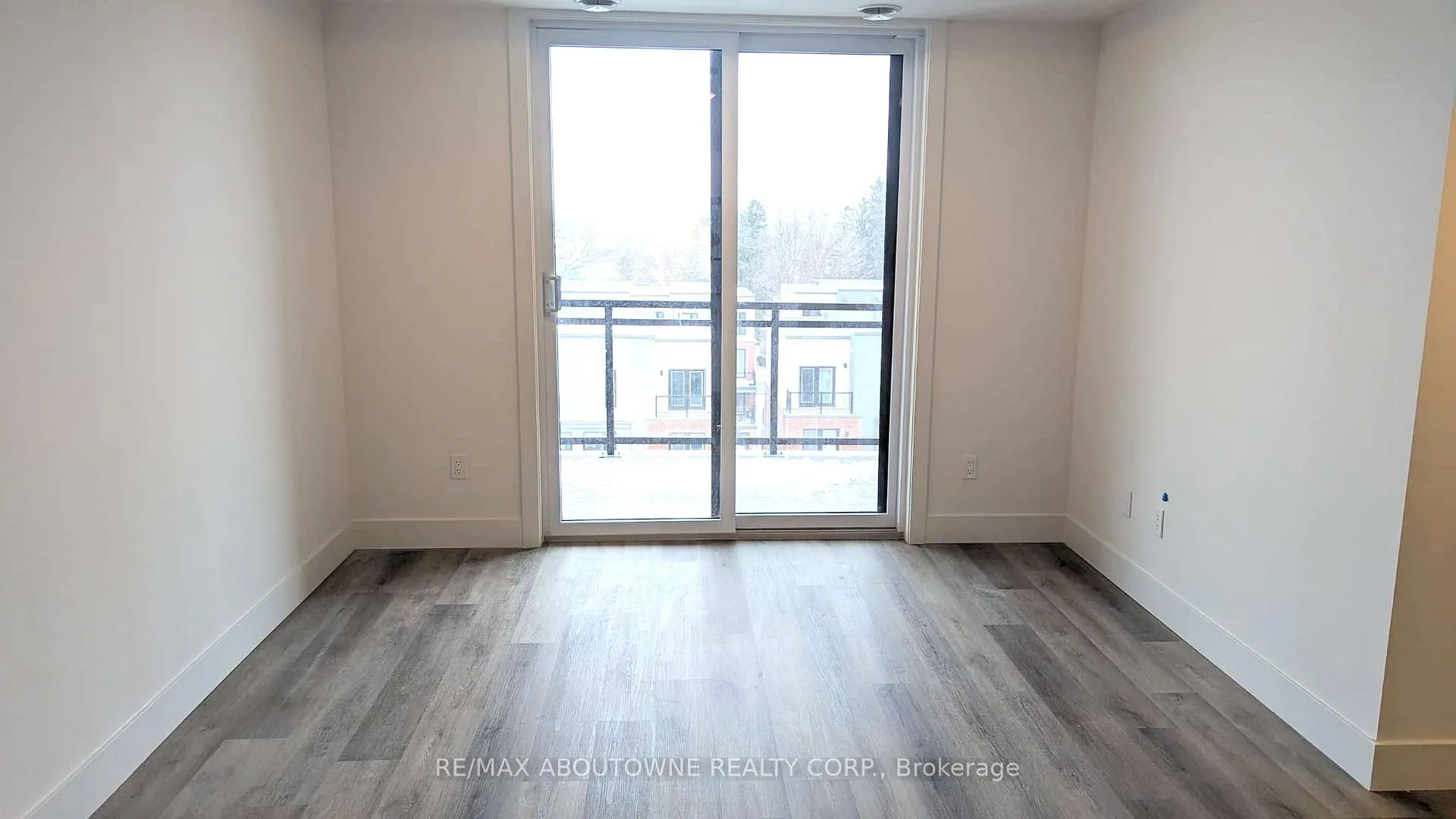 Photo 5 of Unit 613, 107 Roger Street, Waterloo — HOMEH