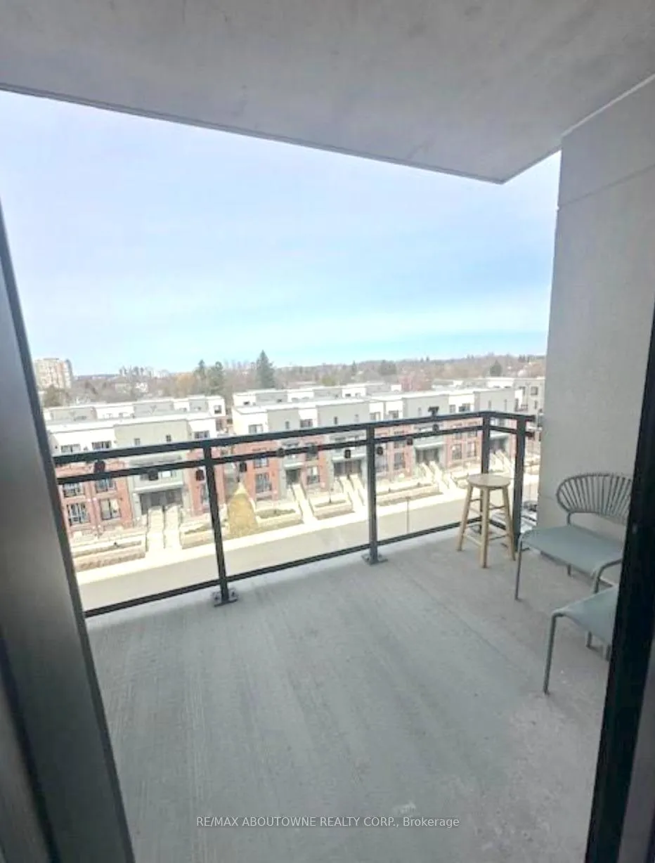 Photo 6 of Unit 613, 107 Roger Street, Waterloo — HOMEH