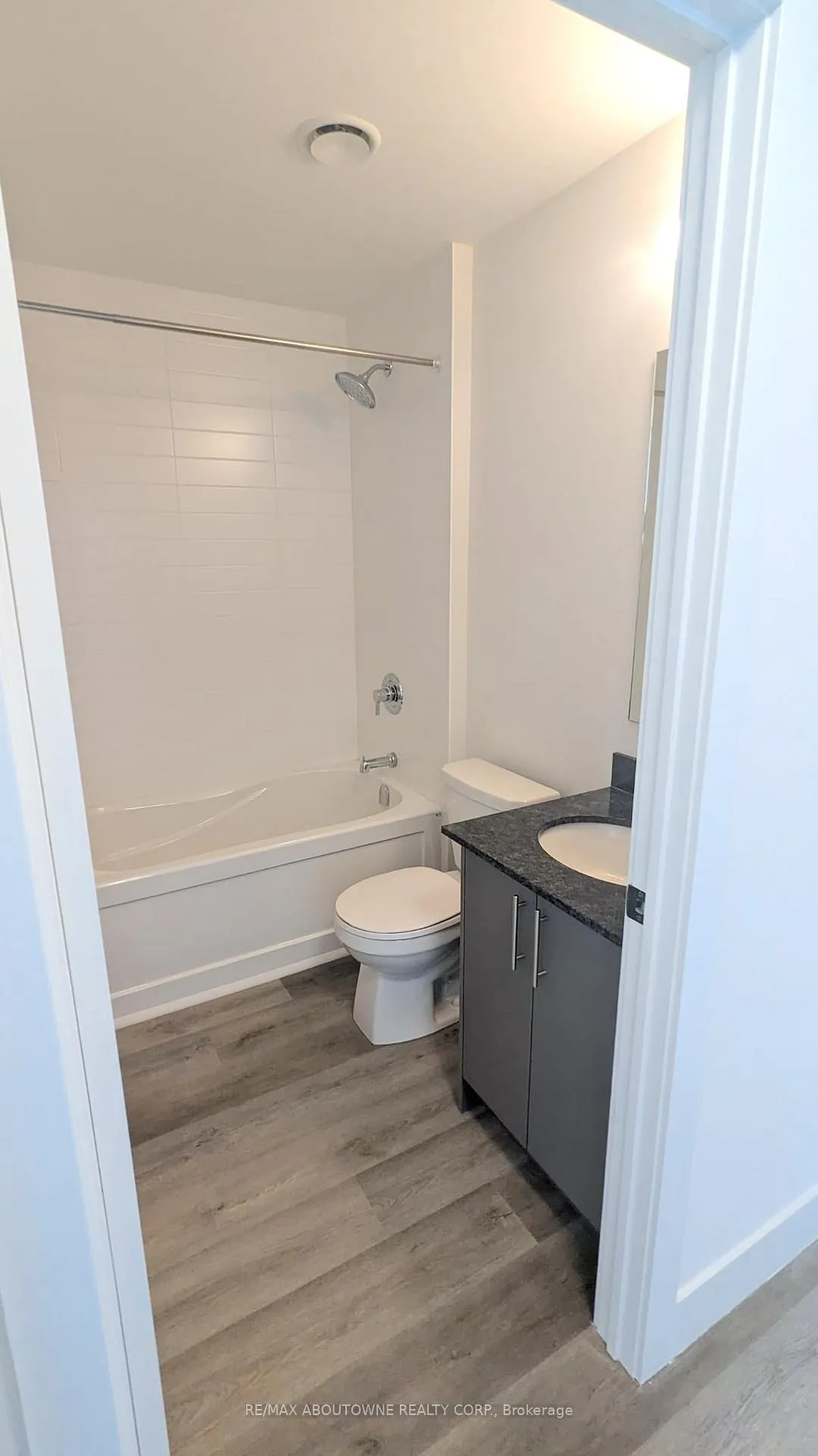 Photo 15 of Unit 613, 107 Roger Street, Waterloo — HOMEH