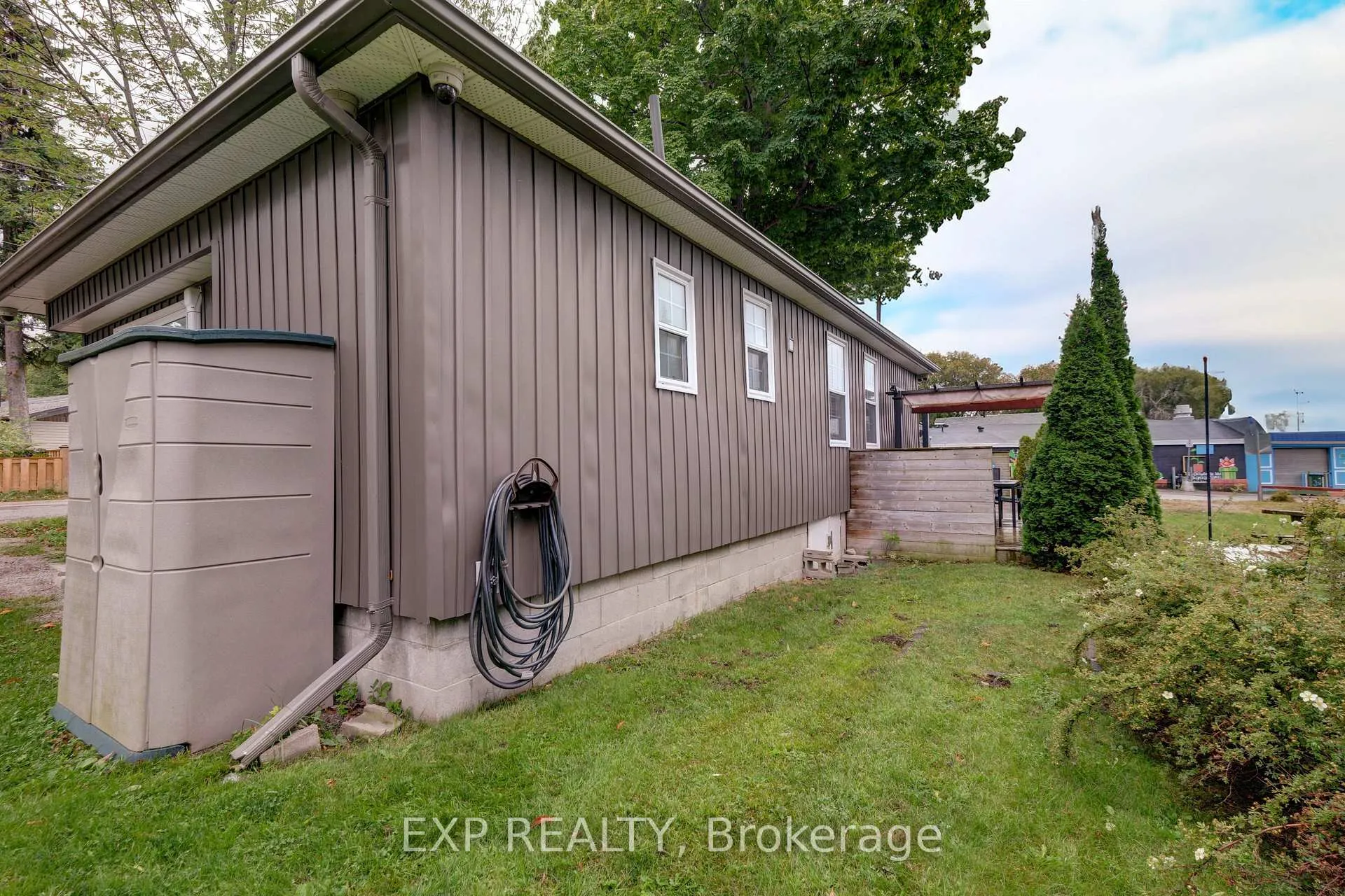 Photo 18 of 4 Oliver Drive, Tiny, Rural Tiny — HOMEH