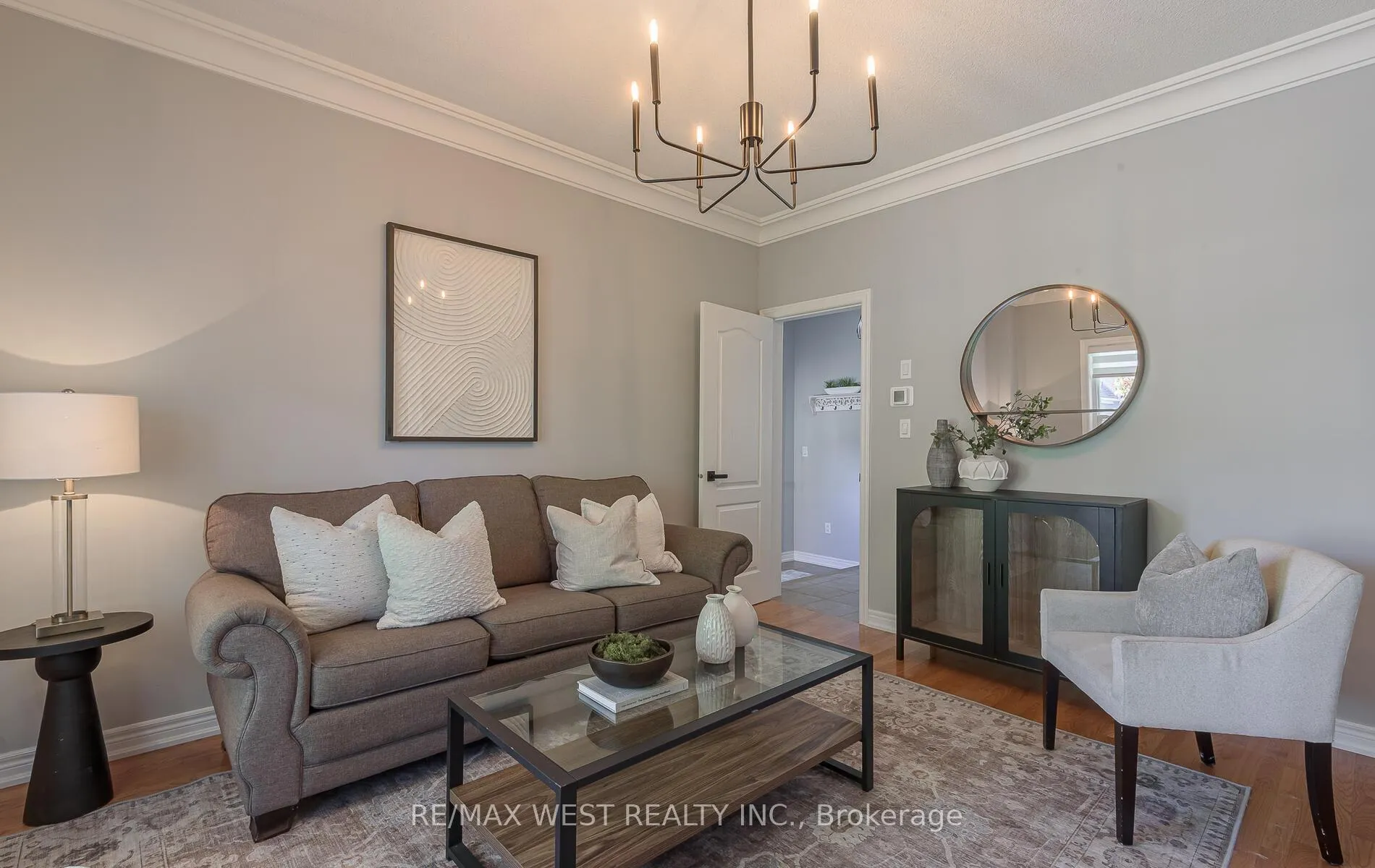 Photo 9 of 41 North Riverdale Drive, Caledon, Inglewood — HOMEH