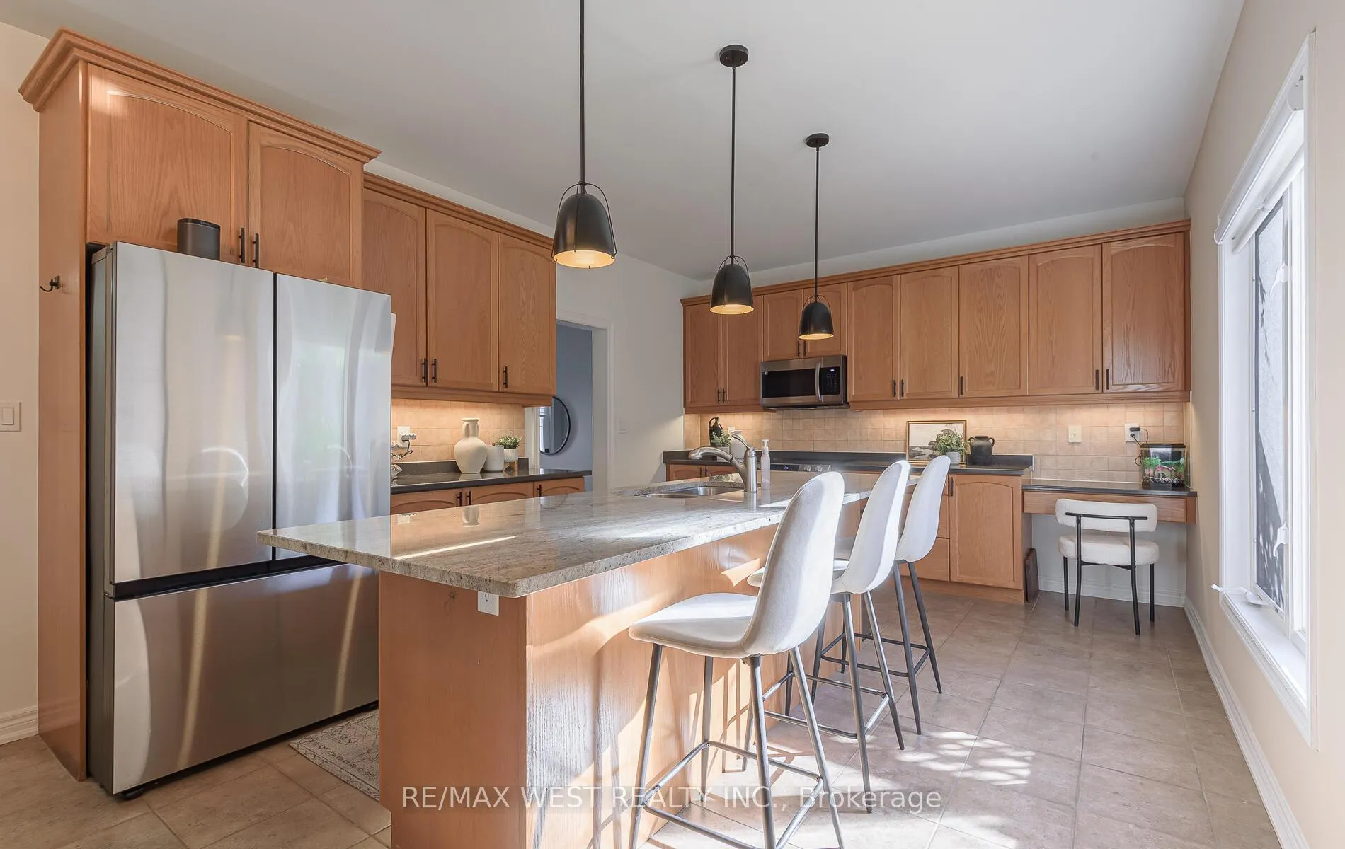 Photo 15 of 41 North Riverdale Drive, Caledon, Inglewood — HOMEH