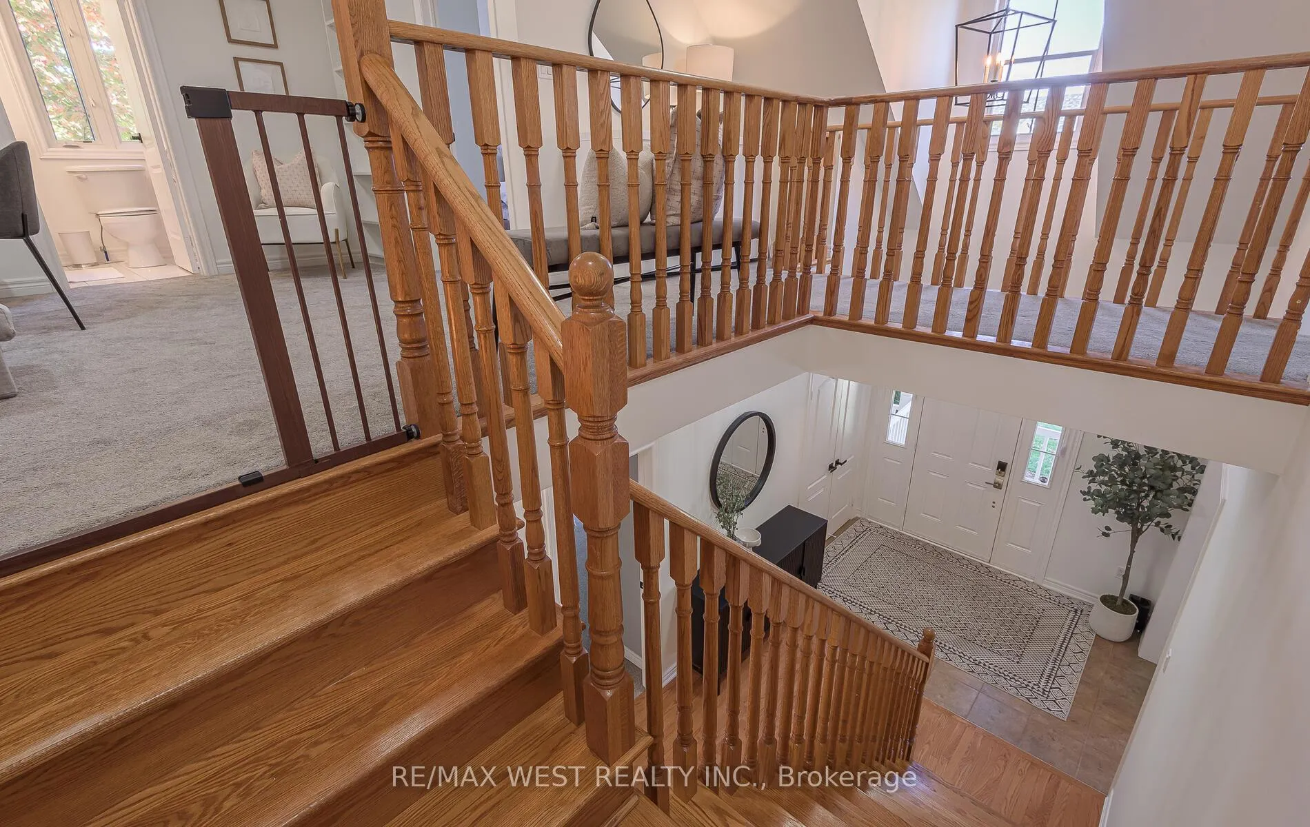 Photo 23 of 41 North Riverdale Drive, Caledon, Inglewood — HOMEH