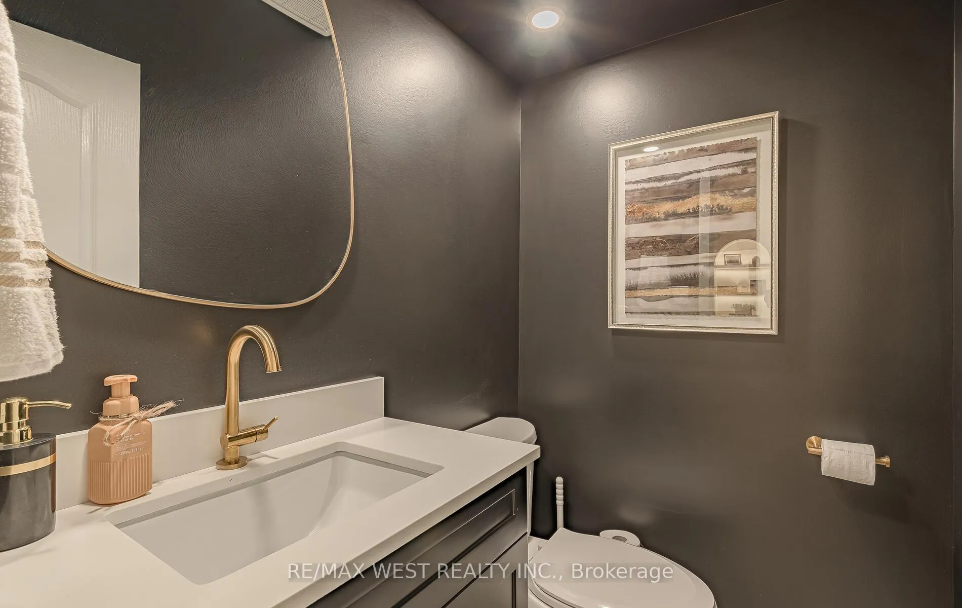 Photo 38 of 41 North Riverdale Drive, Caledon, Inglewood — HOMEH