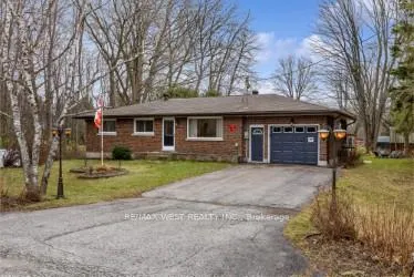 Front of 4453 Concession 10