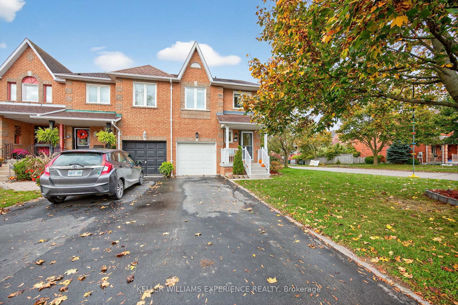 Photo 2 of 100 Brucker Road, Barrie, Holly — HOMEH
