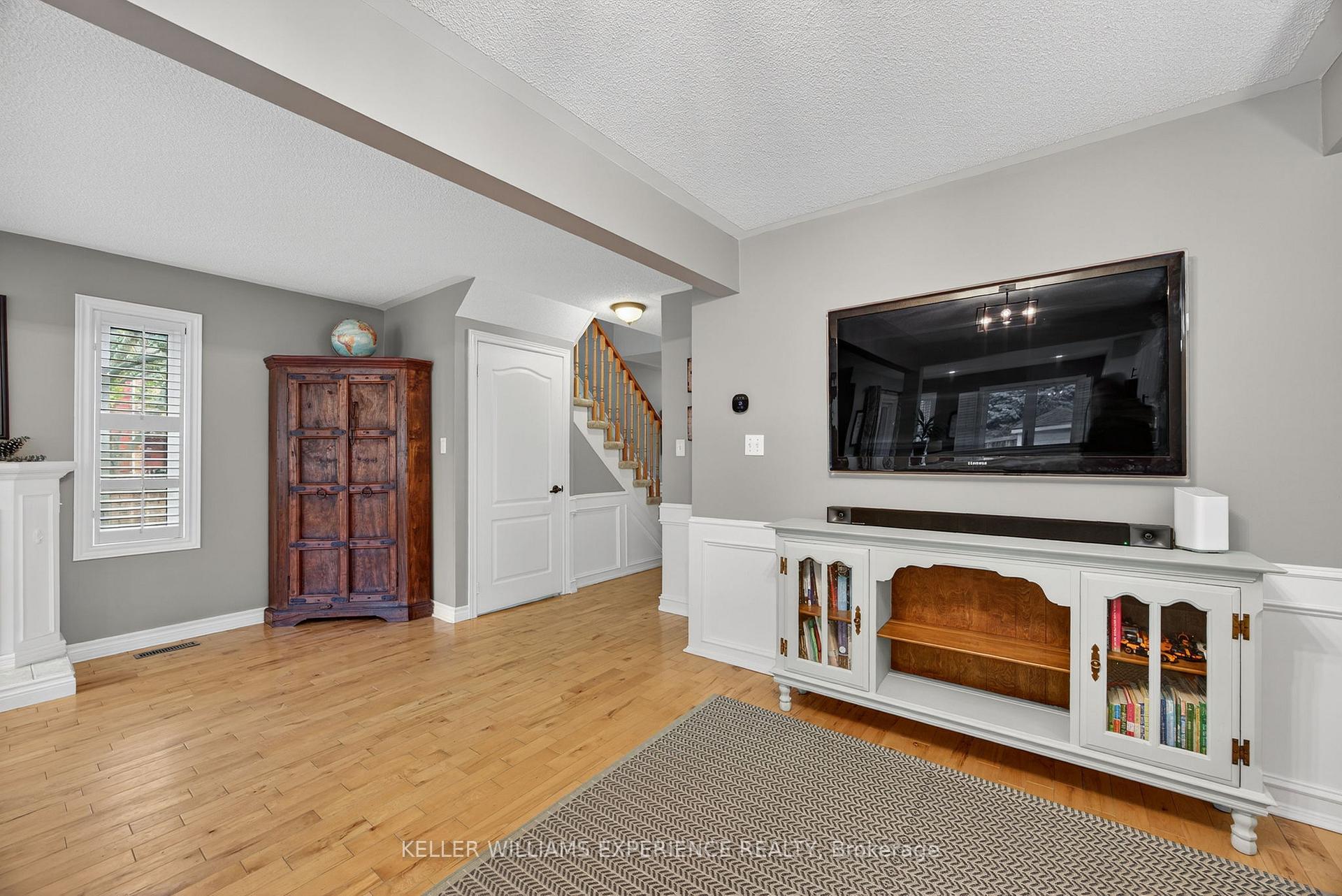Photo 12 of 100 Brucker Road, Barrie, Holly — HOMEH
