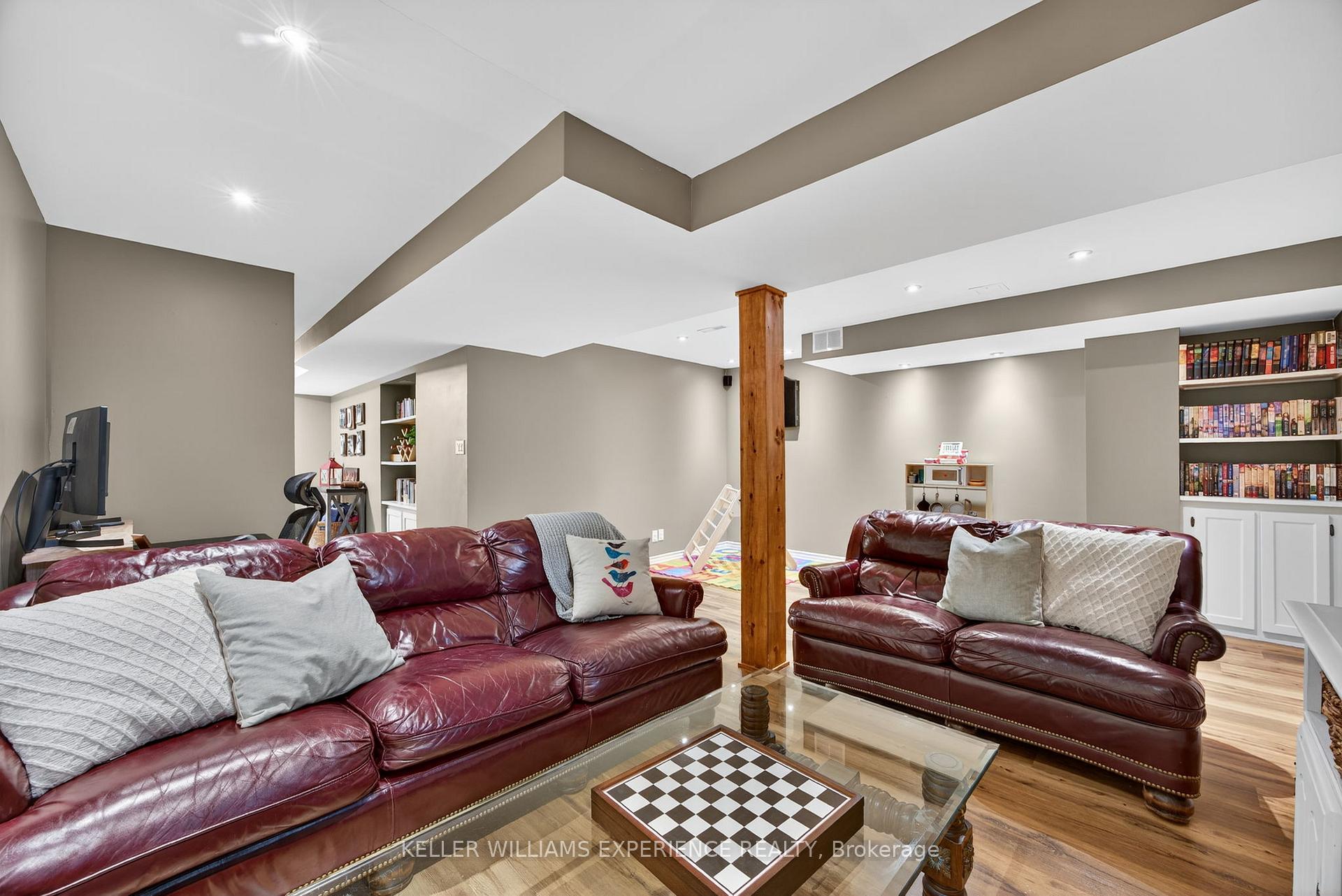 Photo 36 of 100 Brucker Road, Barrie, Holly — HOMEH