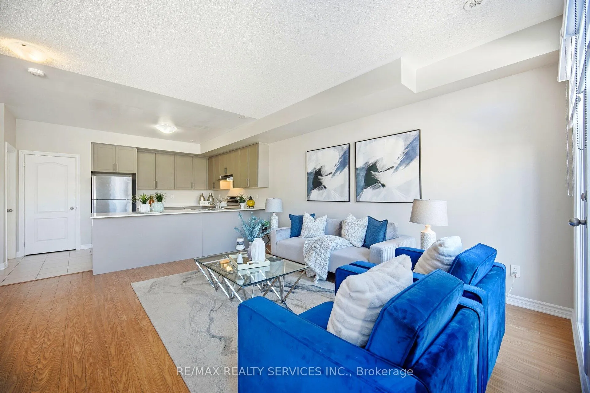 Photo 13 of 25 Tiveron Avenue, Caledon, Rural Caledon — HOMEH