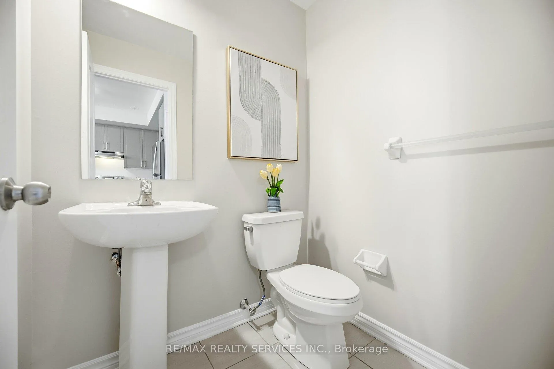 Photo 18 of 25 Tiveron Avenue, Caledon, Rural Caledon — HOMEH