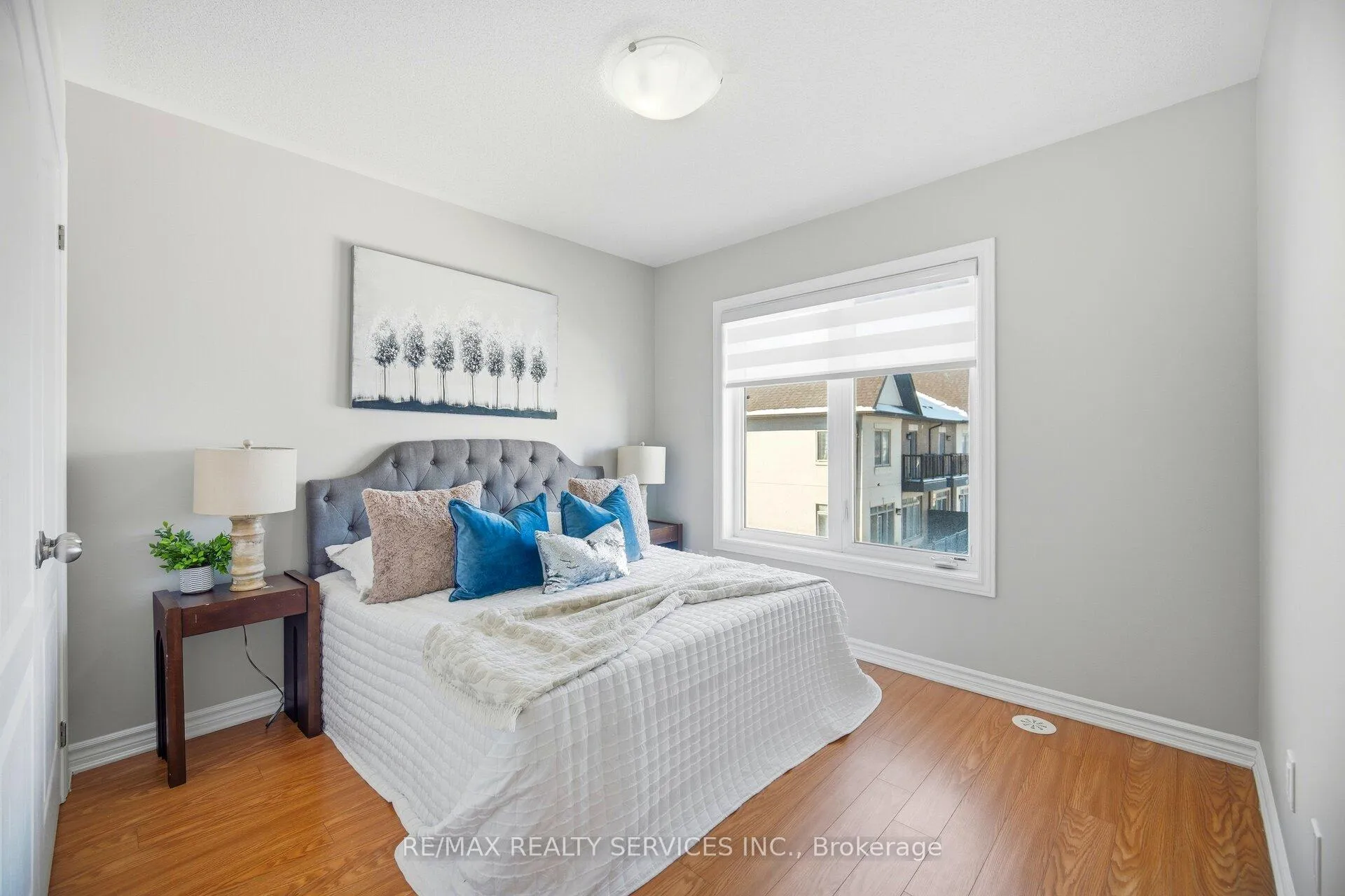 Photo 21 of 25 Tiveron Avenue, Caledon, Rural Caledon — HOMEH