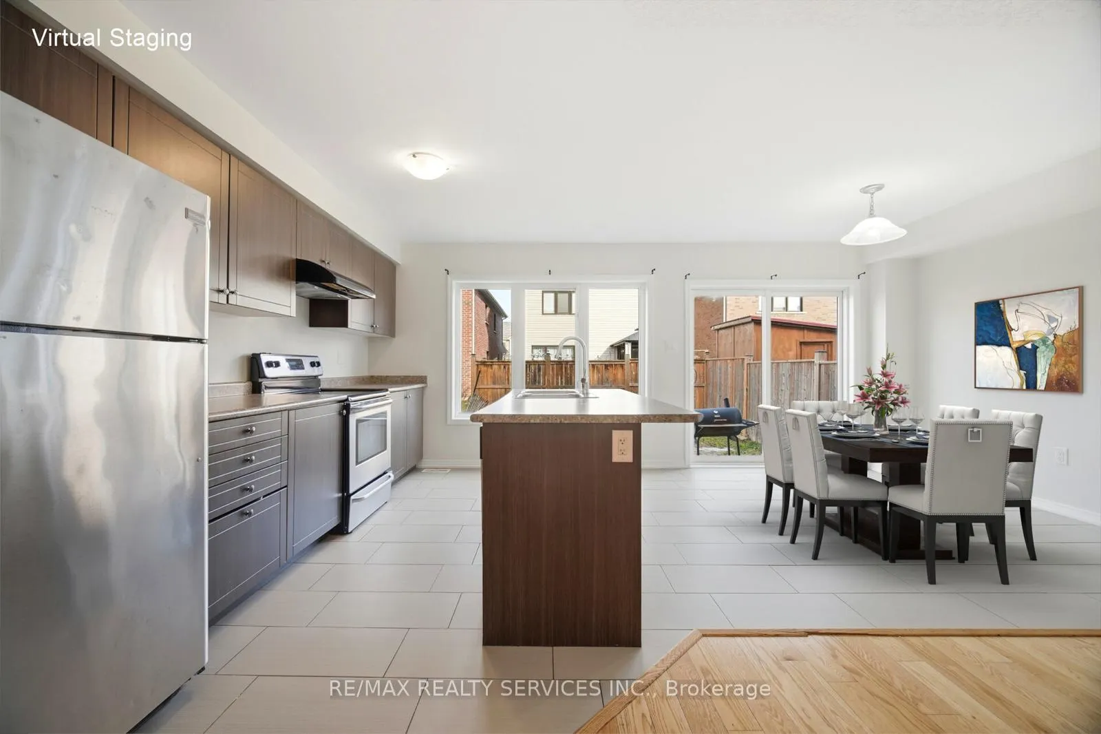 Photo 16 of 7694 Buckeye Crescent, Niagara Falls, Brown — HOMEH
