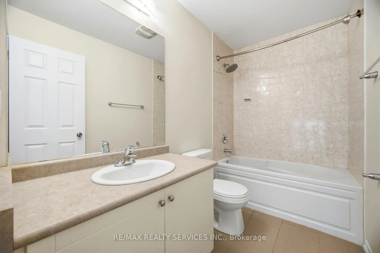 Photo 28 of 7694 Buckeye Crescent, Niagara Falls, Brown — HOMEH