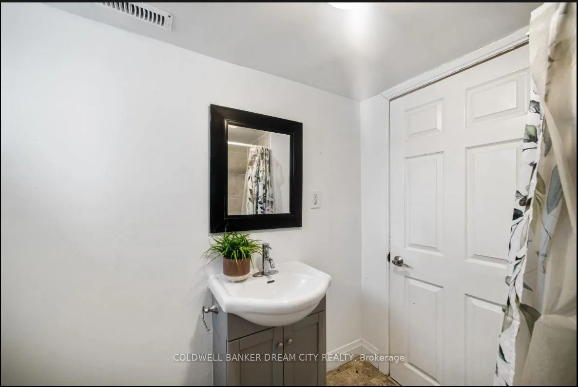 Photo 47 of 484 Phillip Murray Avenue, Oshawa, Lakeview — HOMEH