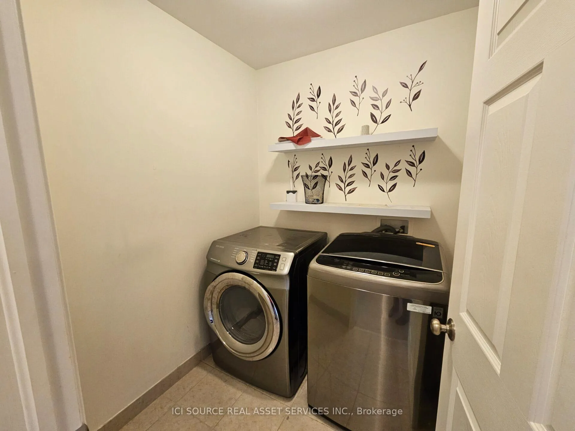 Photo 19 of 128 Bridlewood Boulevard, Whitby, Rolling Acres — HOMEH
