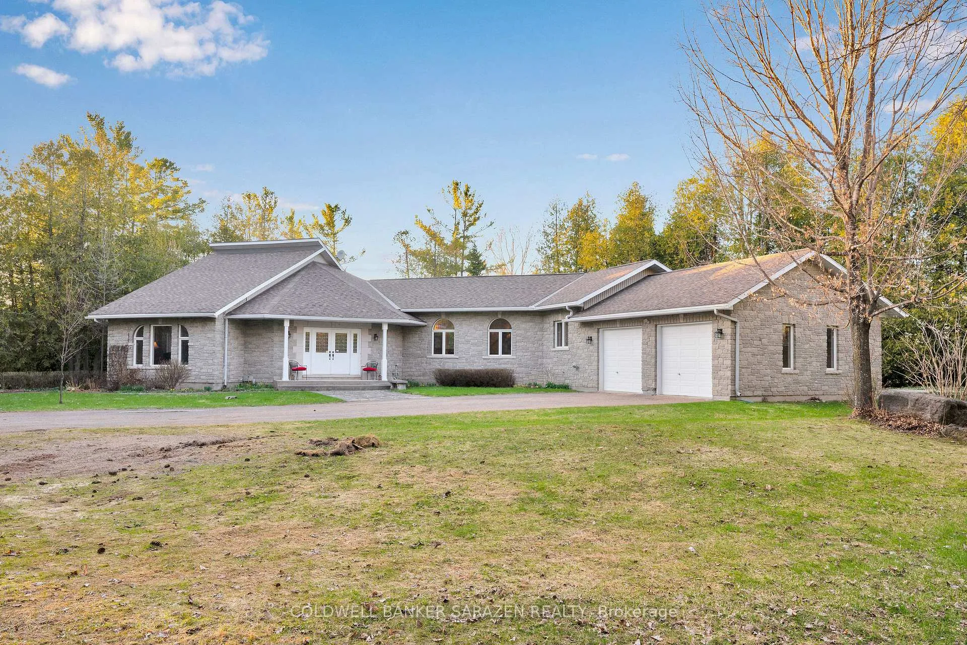 Photo 4 of 220 River Road, Arnprior — HOMEH