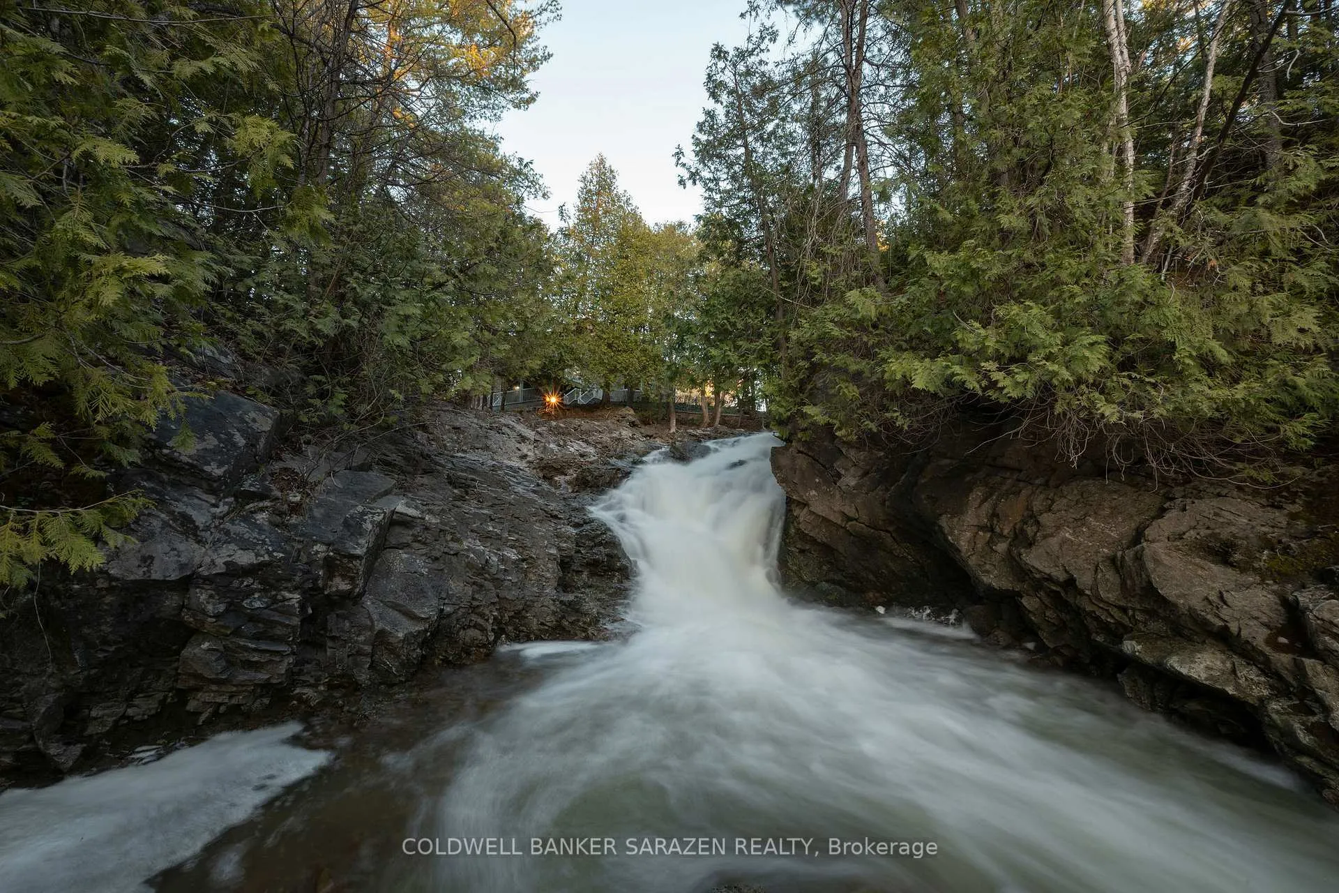 Photo 5 of 220 River Road, Arnprior — HOMEH