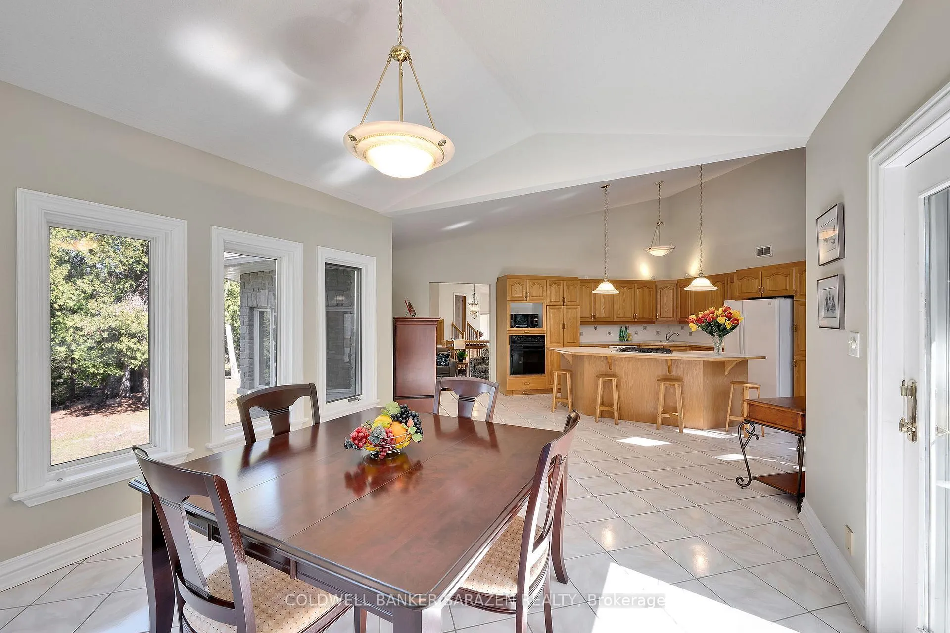 Photo 8 of 220 River Road, Arnprior — HOMEH