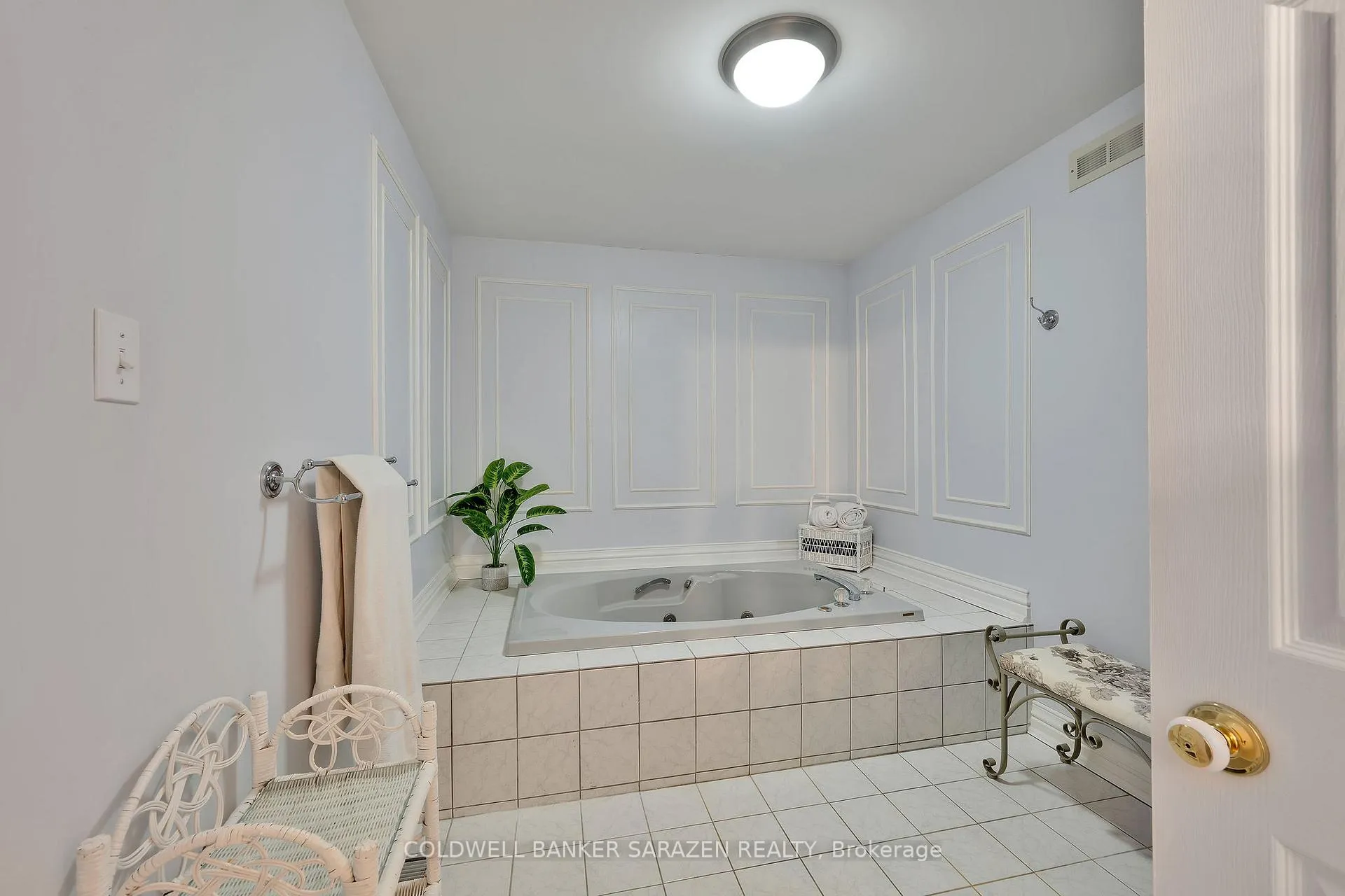Photo 18 of 220 River Road, Arnprior — HOMEH