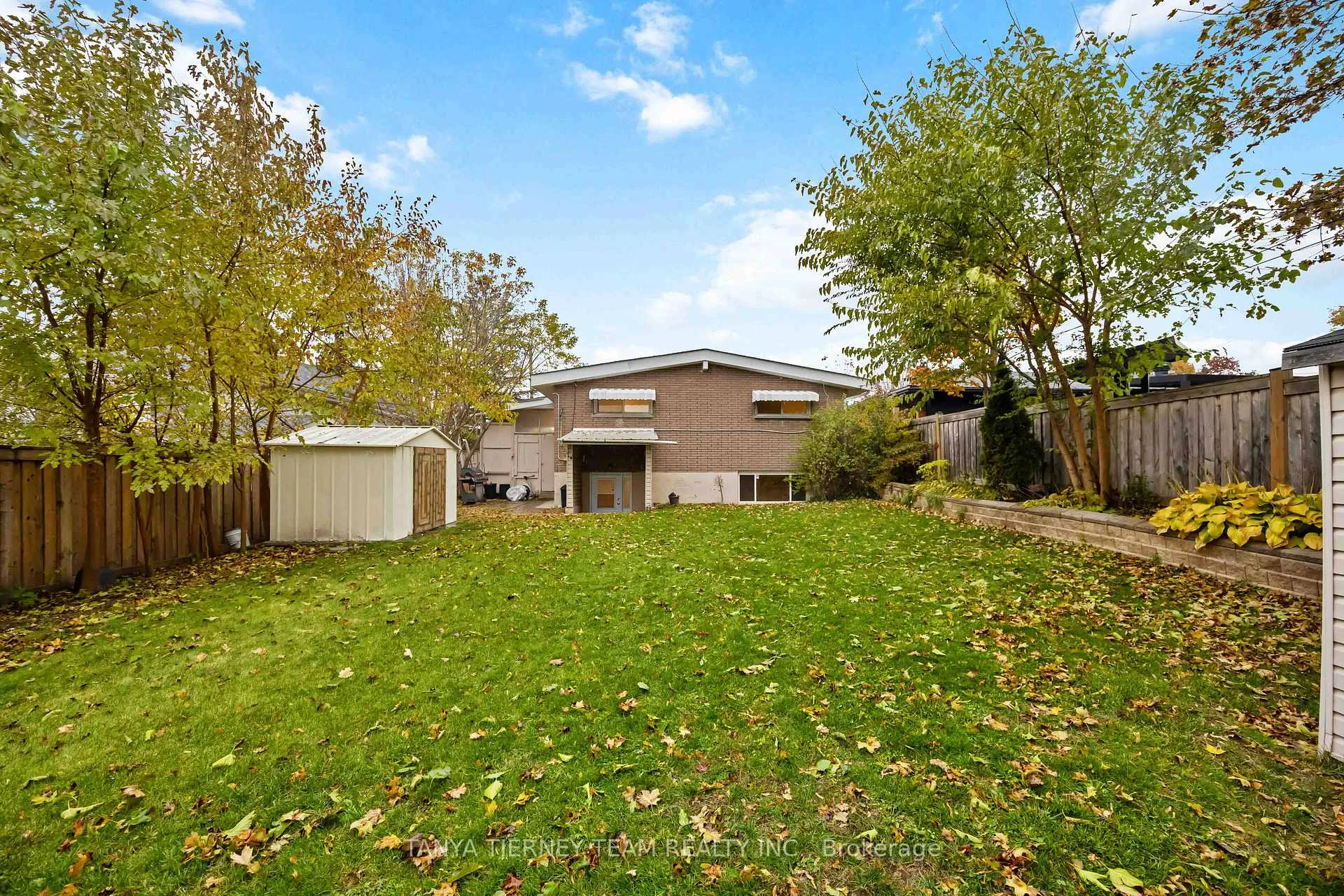 Photo 36 of 929 Masson Street, Oshawa, Centennial — HOMEH
