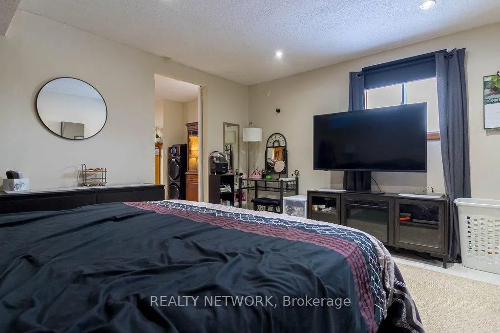 Photo 32 of 59 Acadia Drive, Welland, Prince Charles — HOMEH