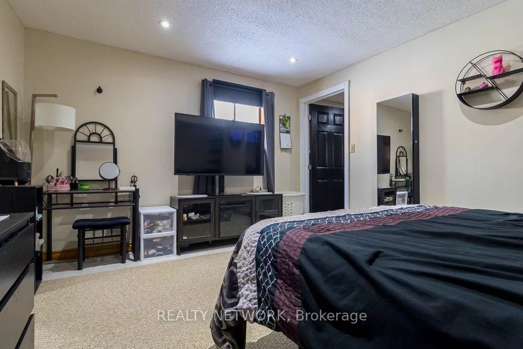Photo 33 of 59 Acadia Drive, Welland, Prince Charles — HOMEH
