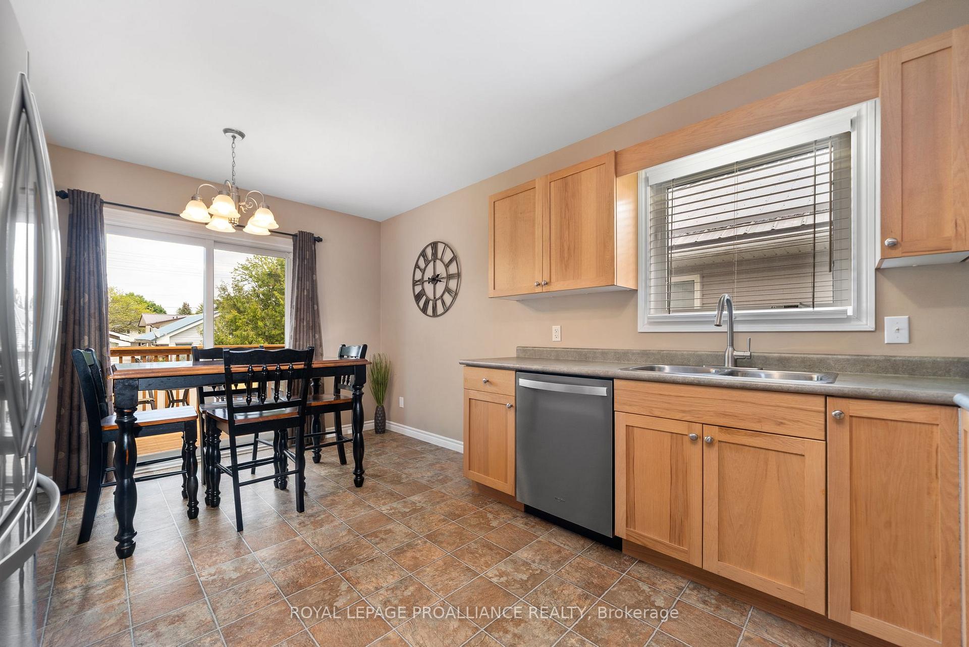 Photo 8 of 47 Liddle Lane, Belleville, Belleville Ward — HOMEH