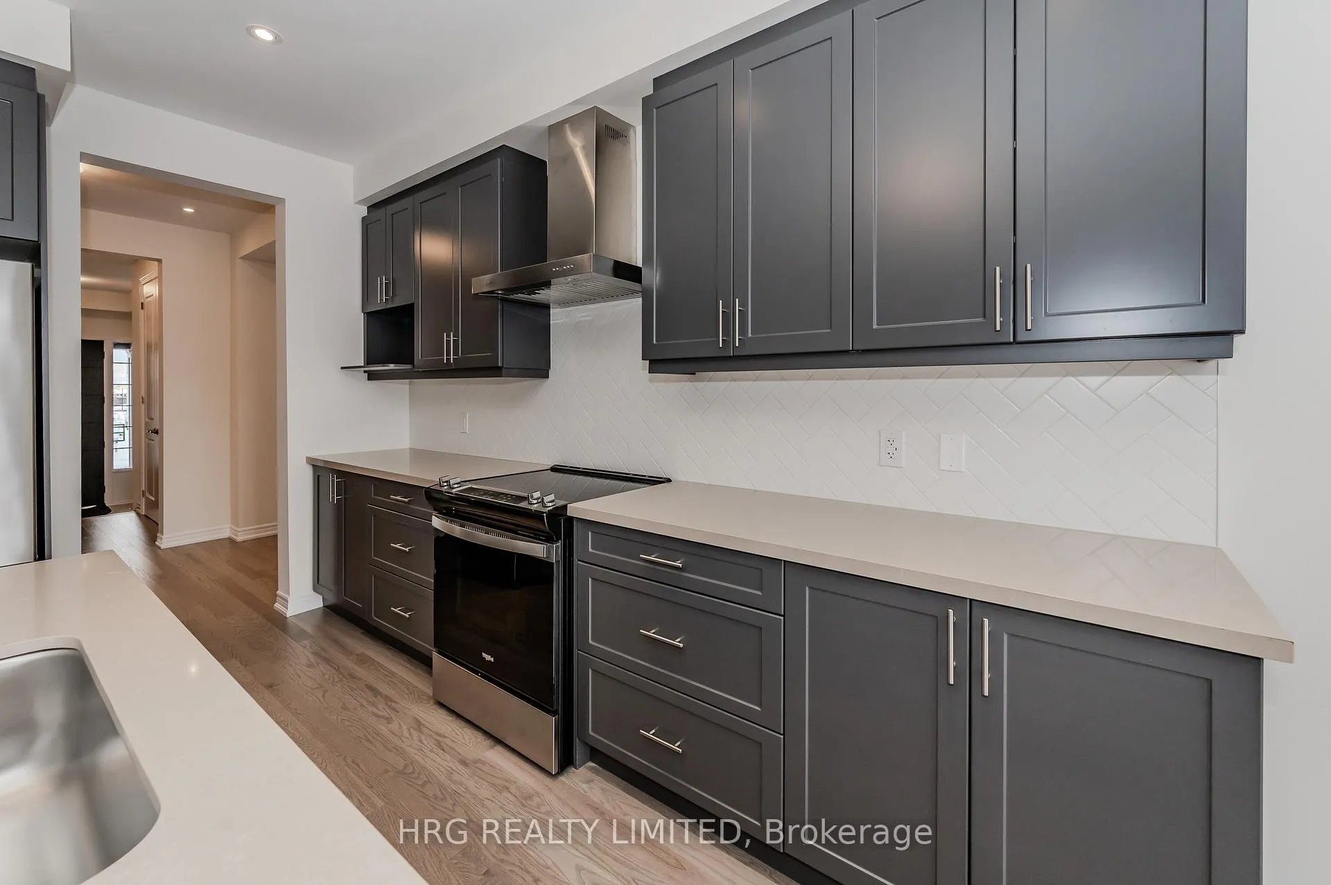 Photo 3 of 258 Histand Trail E, Kitchener — HOMEH
