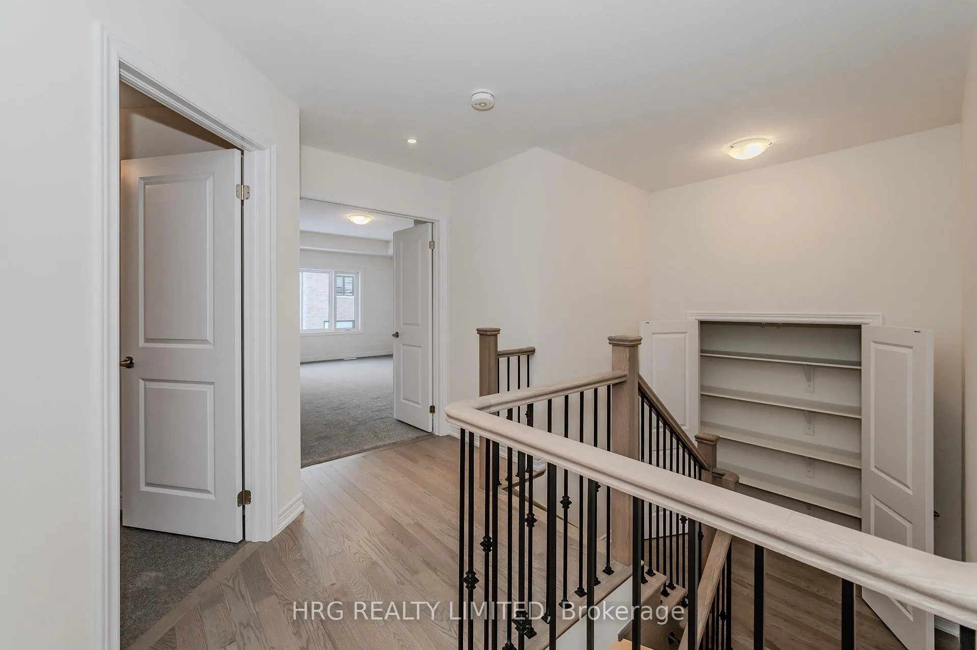 Photo 5 of 258 Histand Trail E, Kitchener — HOMEH