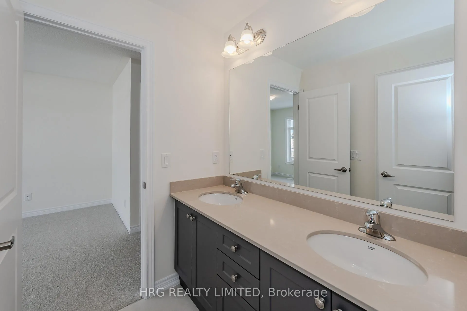 Photo 10 of 262 Histand Trail E, Kitchener — HOMEH