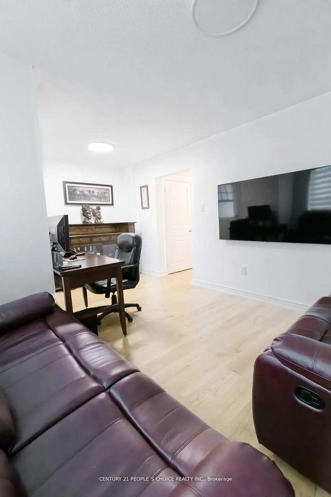 Photo 10 of 102 Roy Grove Way, Markham, Greensborough — HOMEH