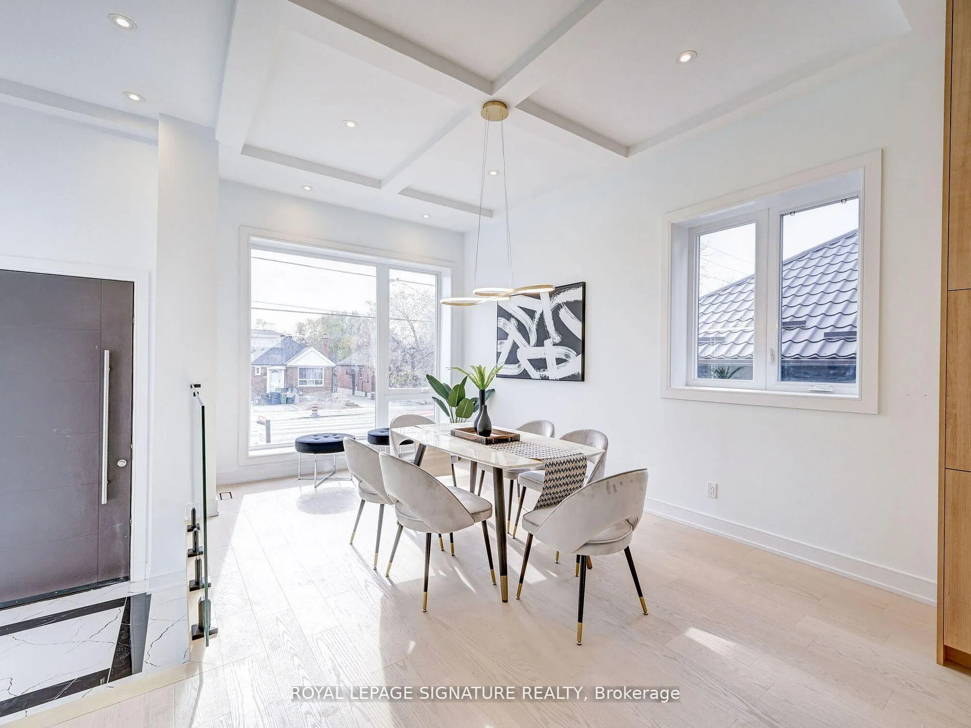 Photo 3 of Unit Upper, 376 O'Connor Drive, Toronto, East York — HOMEH
