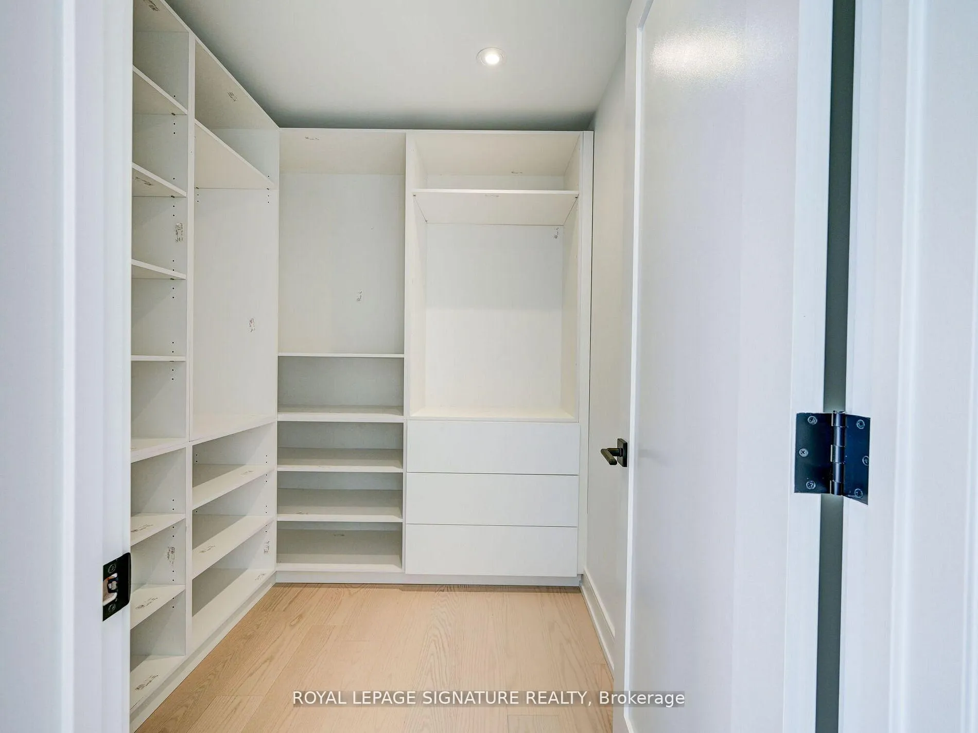 Photo 20 of Unit Upper, 376 O'Connor Drive, Toronto, East York — HOMEH