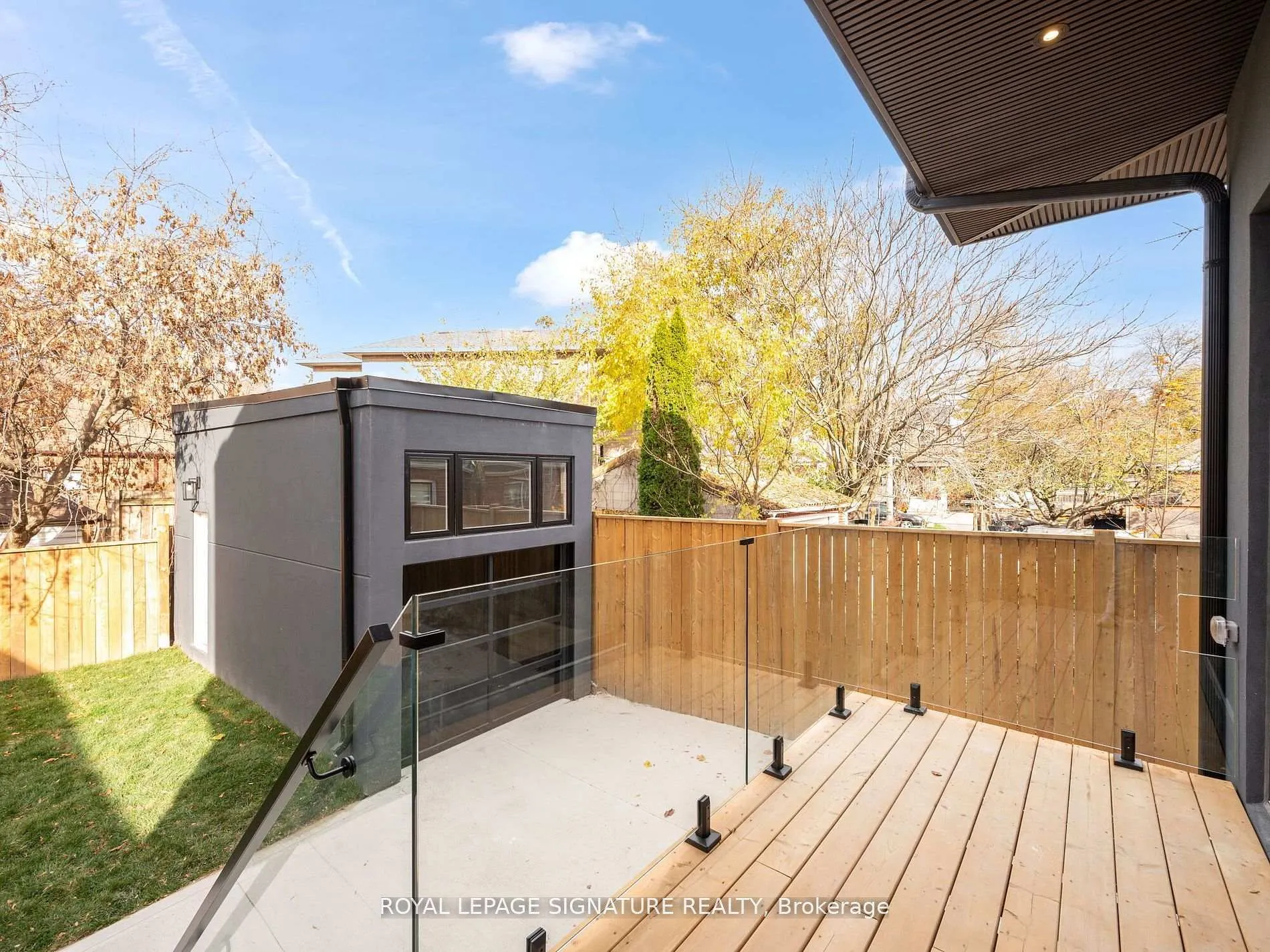 Photo 33 of Unit Upper, 376 O'Connor Drive, Toronto, East York — HOMEH
