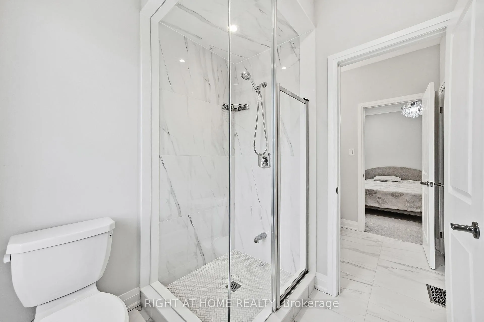Photo 38 of 185 Cranberry Lane, Aurora, Aurora Highlands — HOMEH