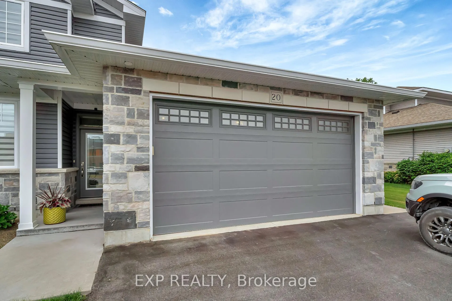 Photo 2 of 20 Stinson Avenue, Belleville, Belleville Ward — HOMEH