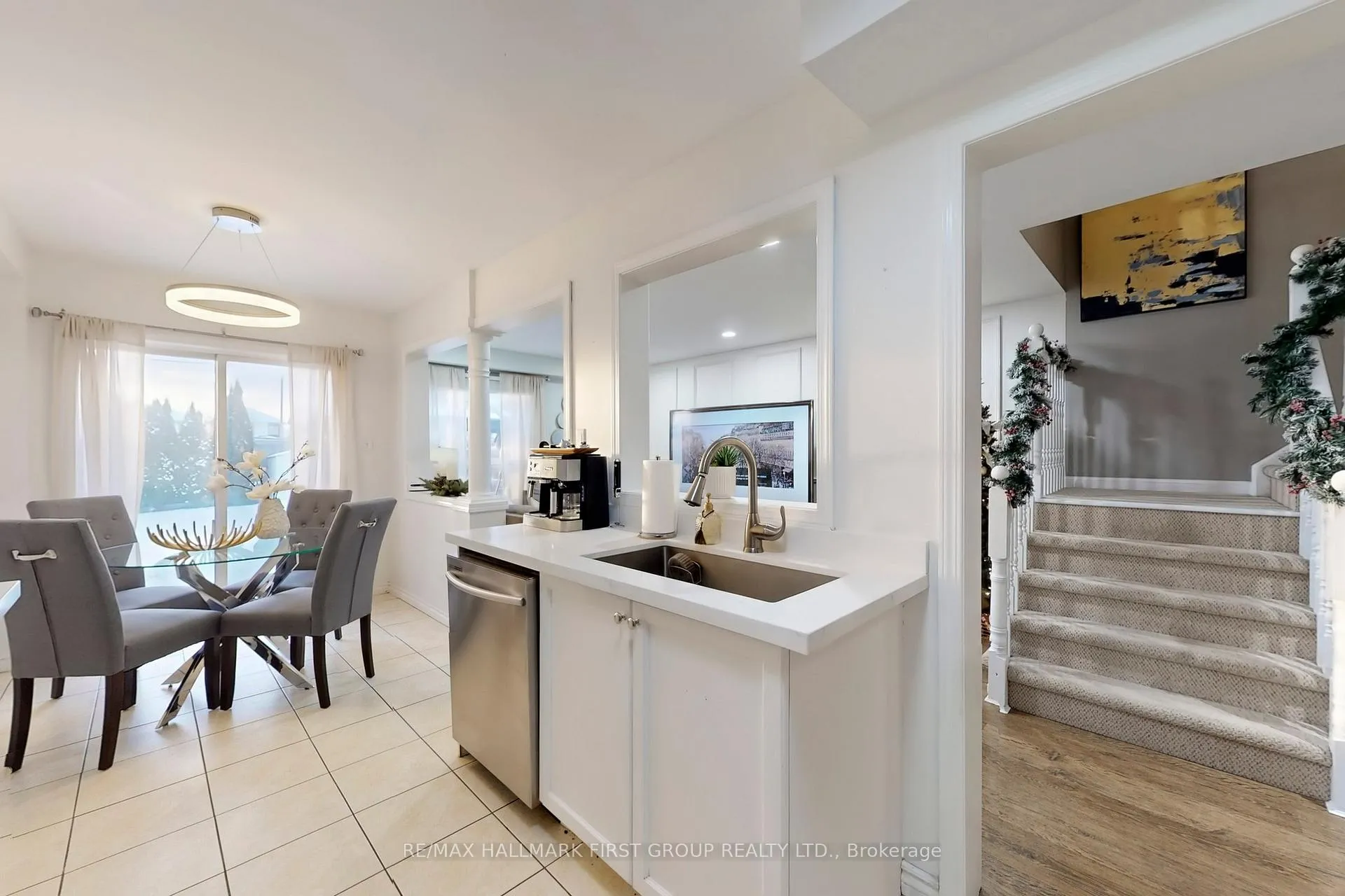 Photo 13 of 64 Longueuil Place, Whitby, Pringle Creek — HOMEH