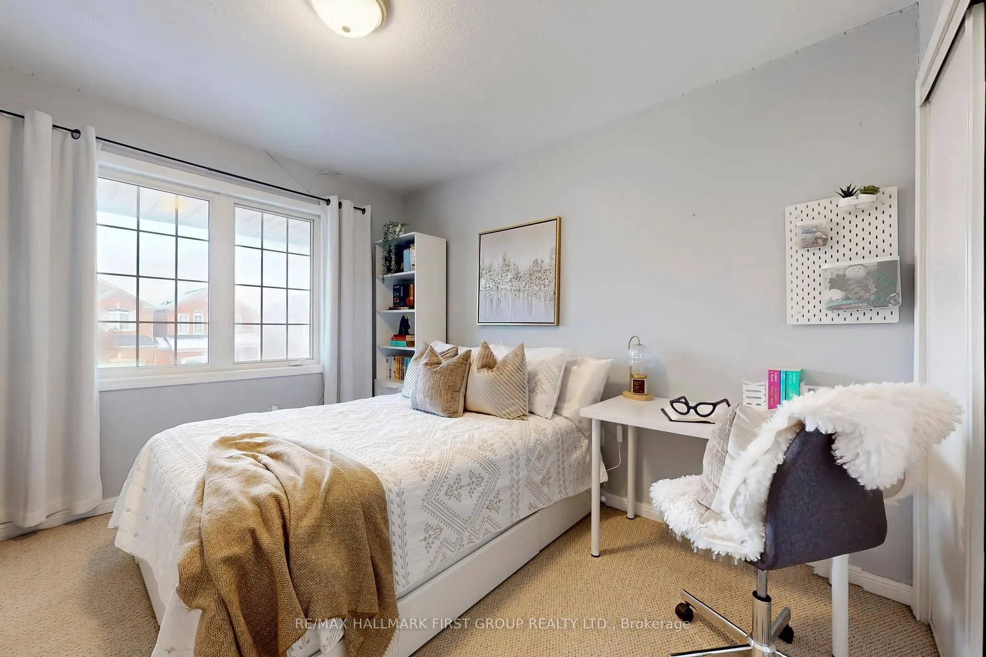 Photo 29 of 64 Longueuil Place, Whitby, Pringle Creek — HOMEH