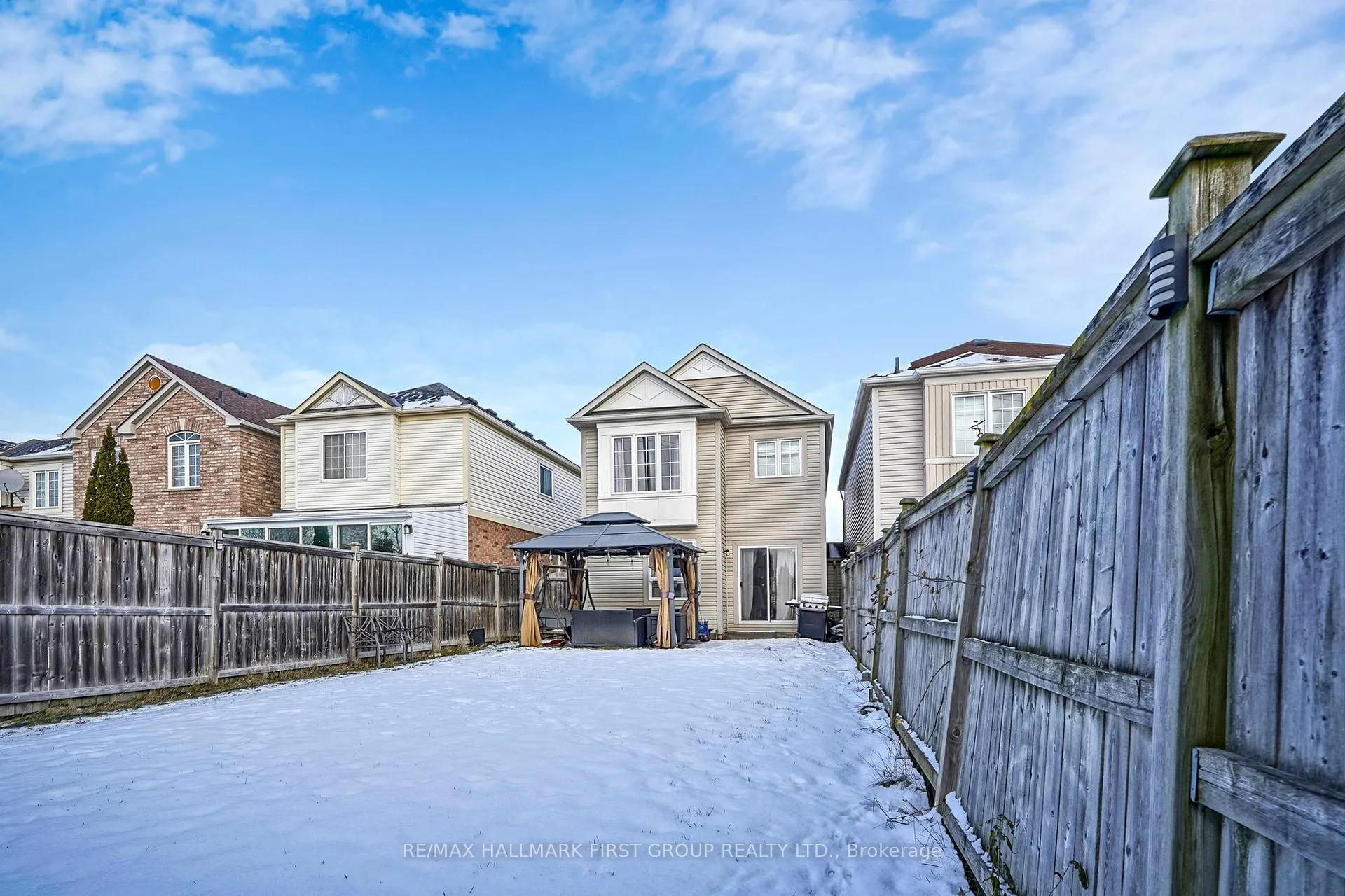Photo 41 of 64 Longueuil Place, Whitby, Pringle Creek — HOMEH