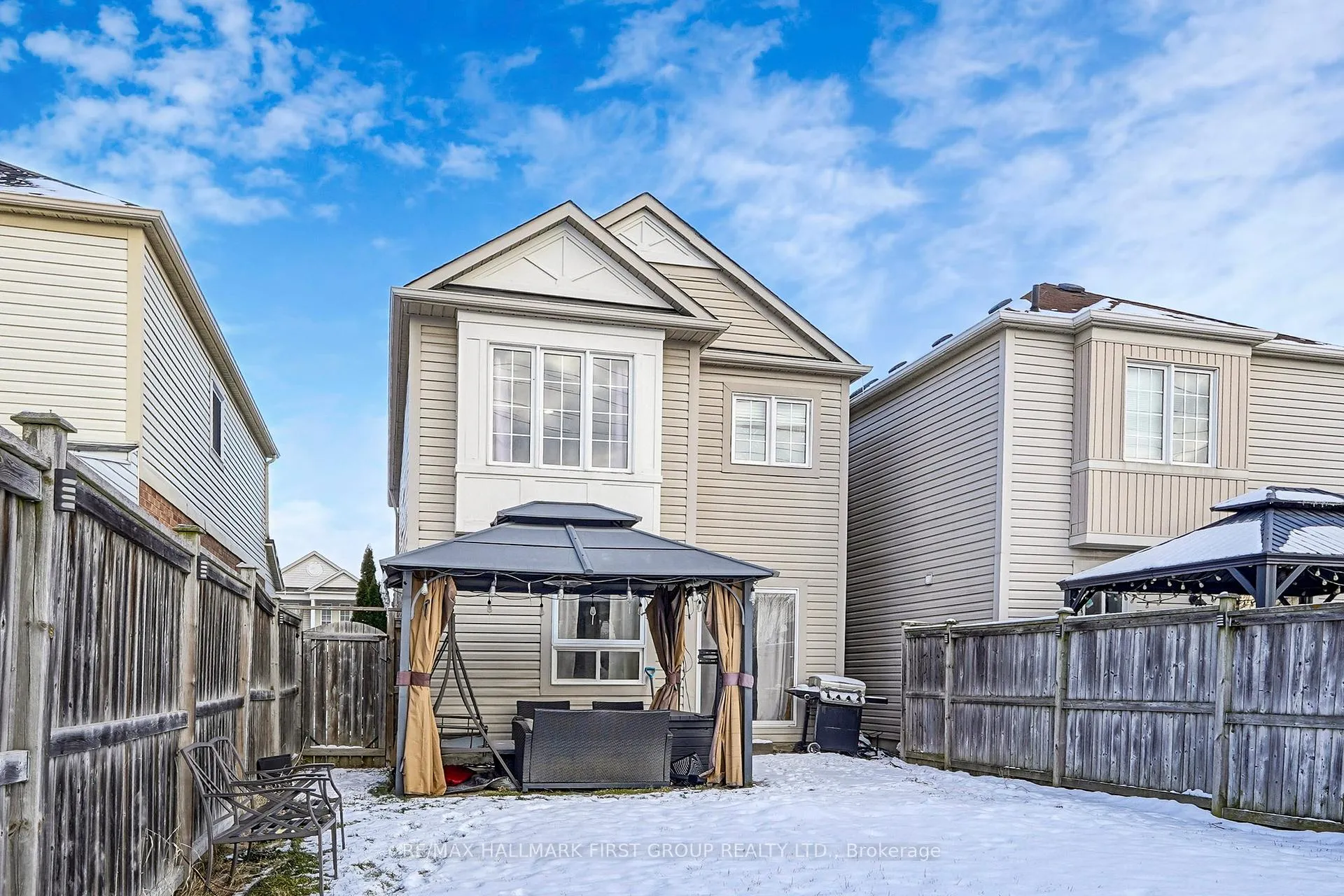 Photo 42 of 64 Longueuil Place, Whitby, Pringle Creek — HOMEH