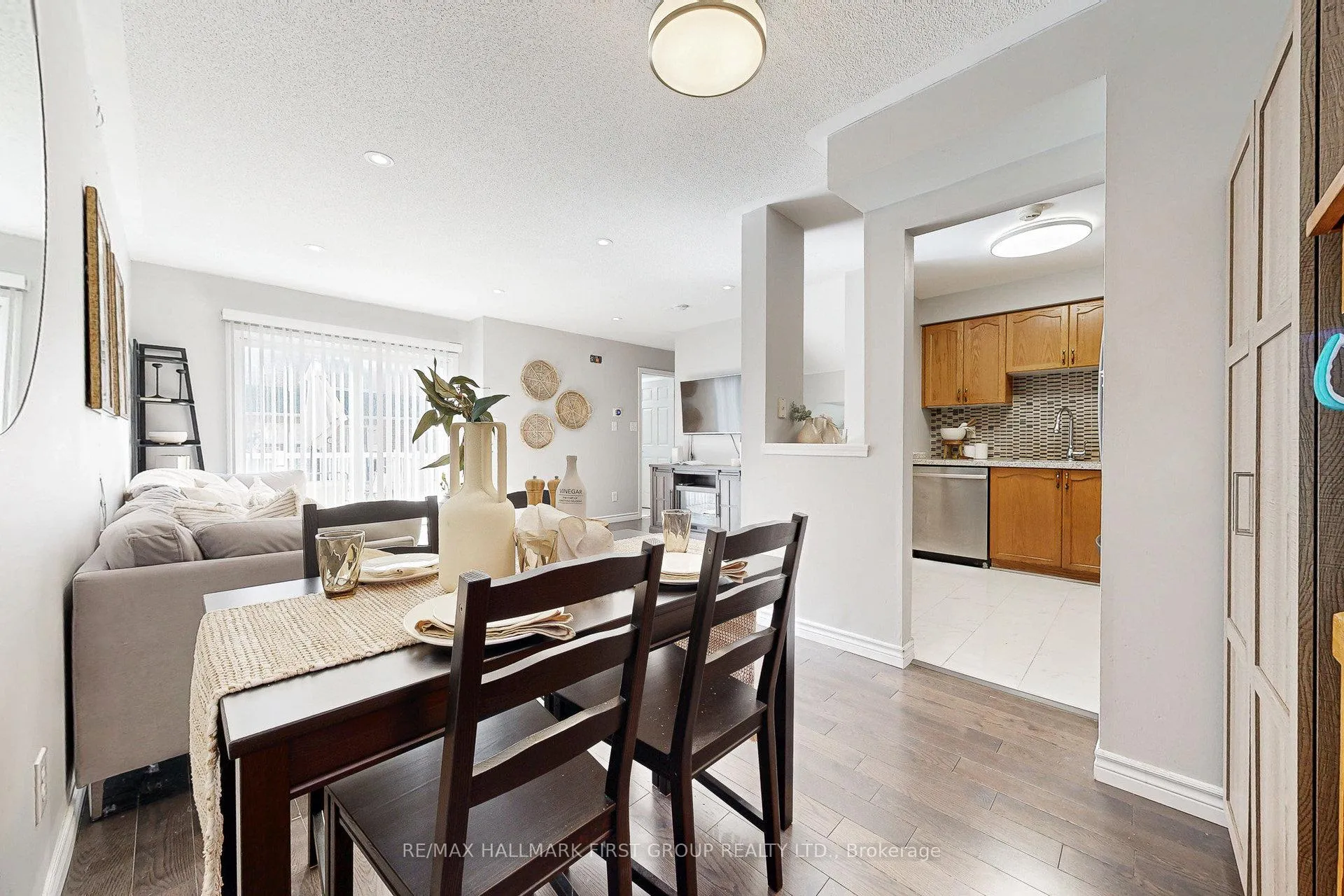 Photo 13 of Unit 37, 1775 Valley Farm Road, Pickering, Town Centre — HOMEH