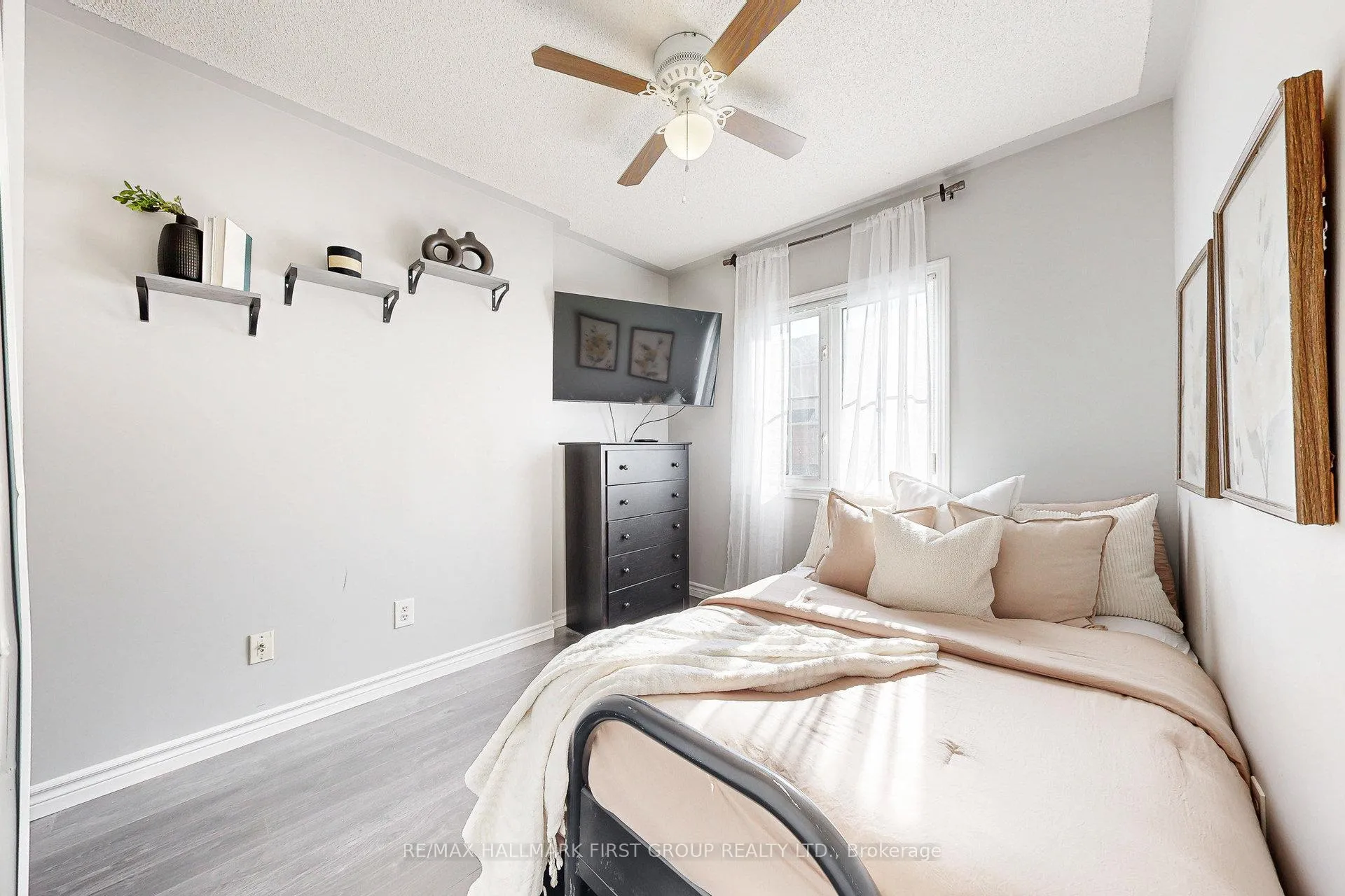 Photo 25 of Unit 37, 1775 Valley Farm Road, Pickering, Town Centre — HOMEH
