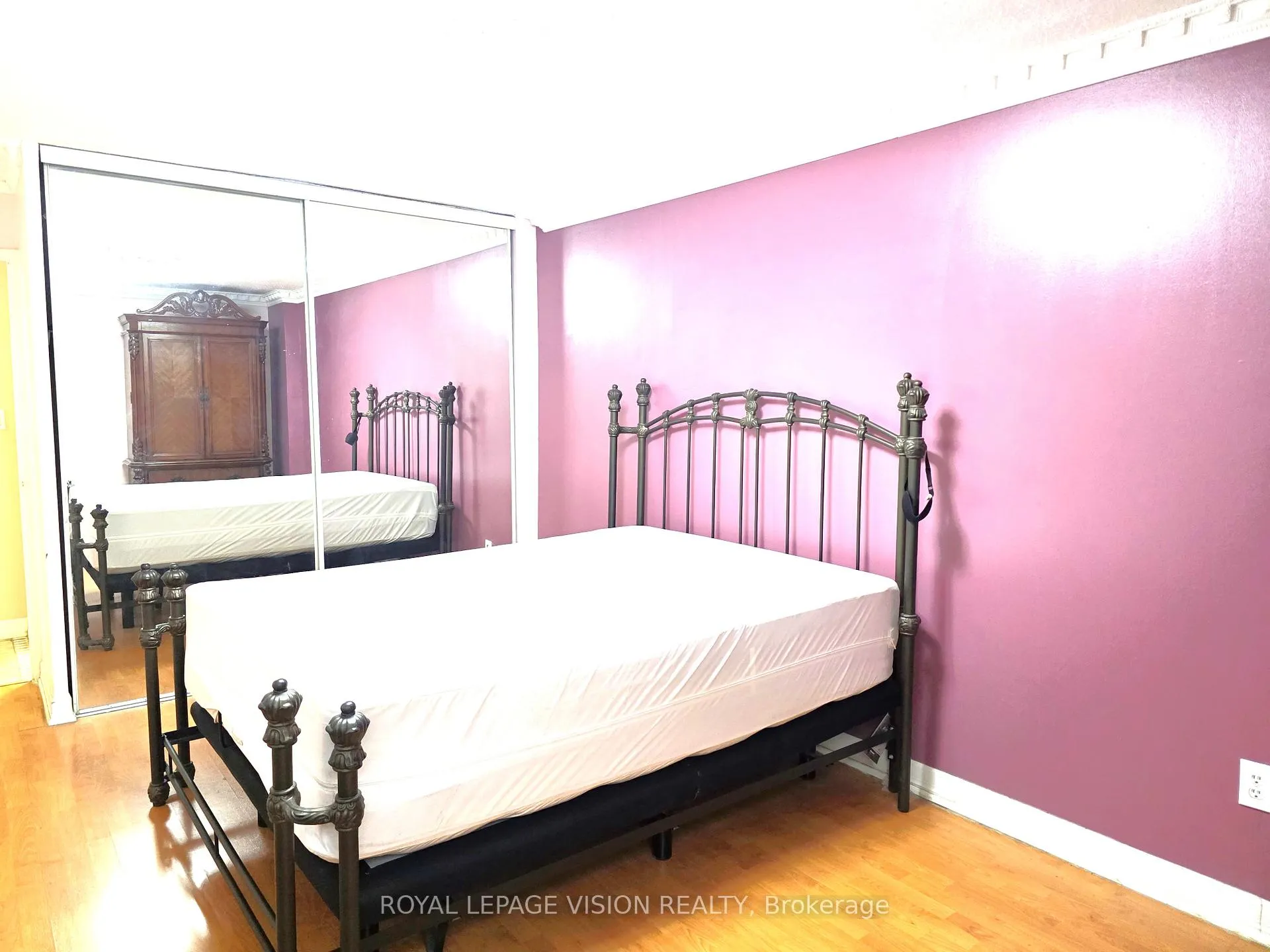 Photo 5 of Unit 2703, 3 Massey Square, Toronto, Crescent Town — HOMEH