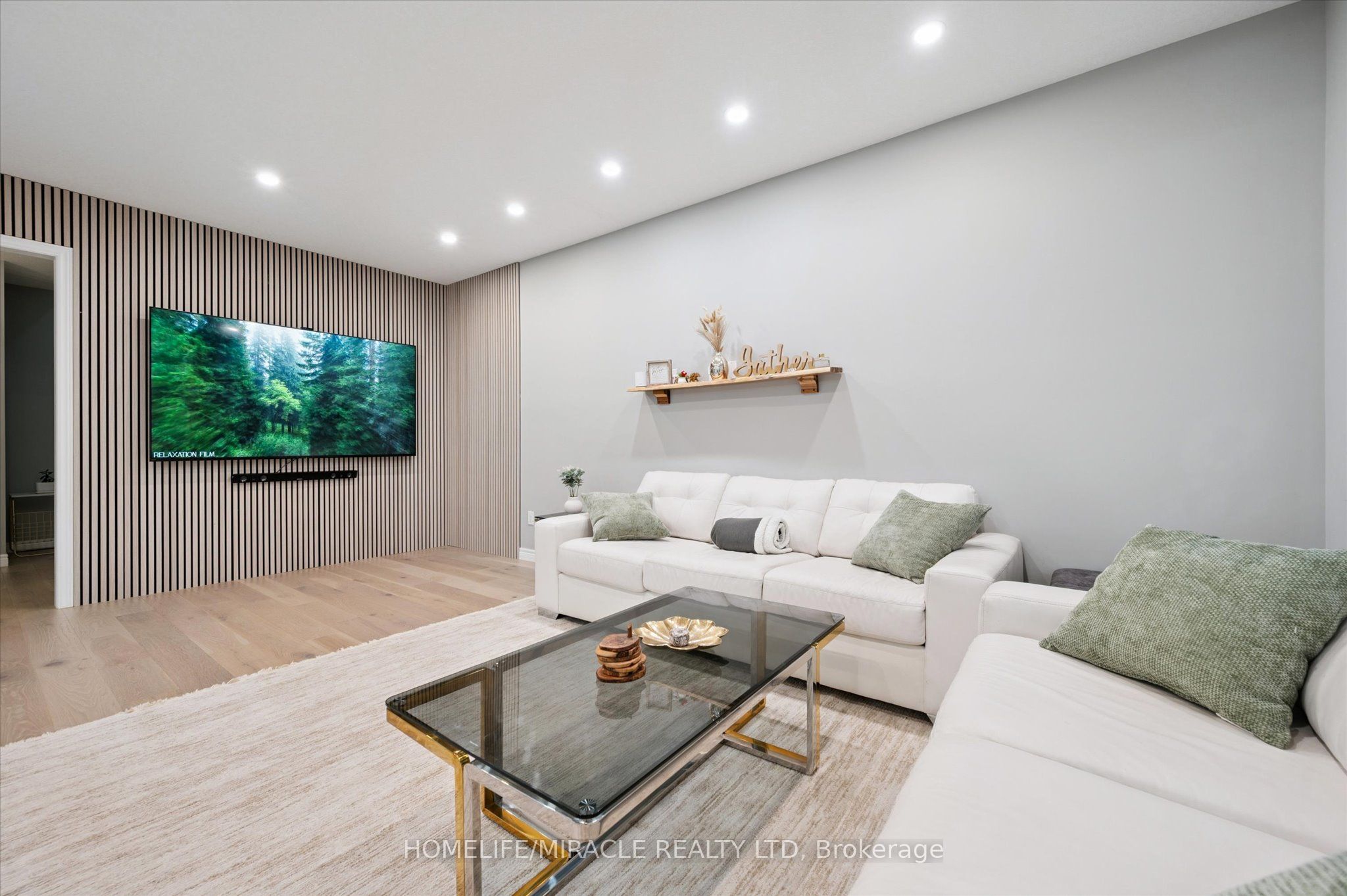 Photo 8 of 629 Florencedale Crescent W, Kitchener — HOMEH