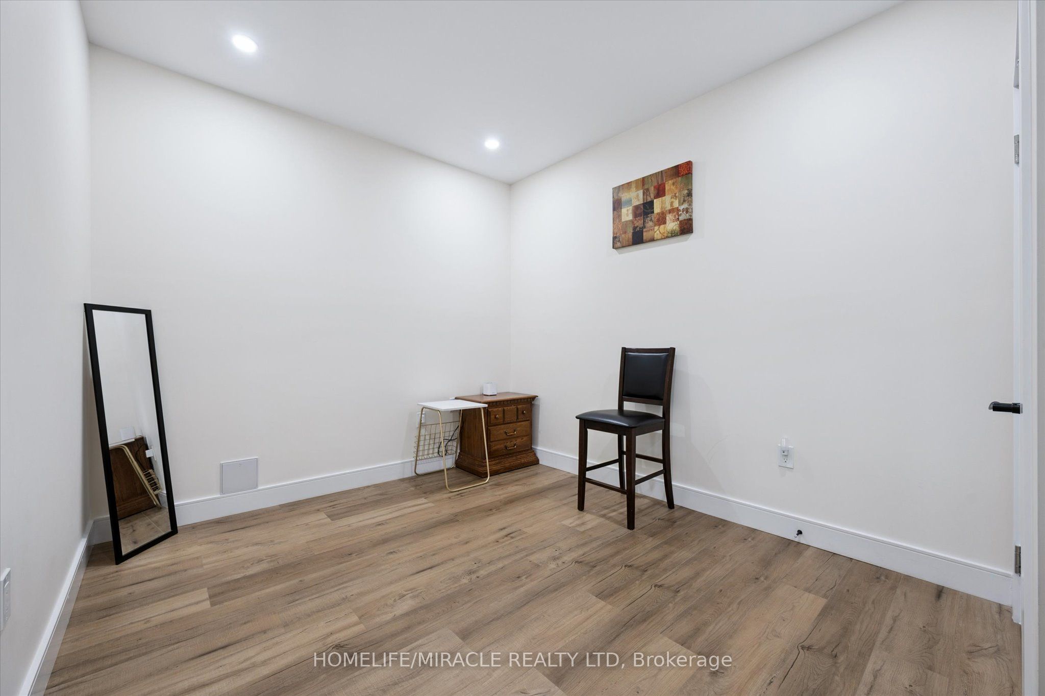 Photo 32 of 629 Florencedale Crescent W, Kitchener — HOMEH