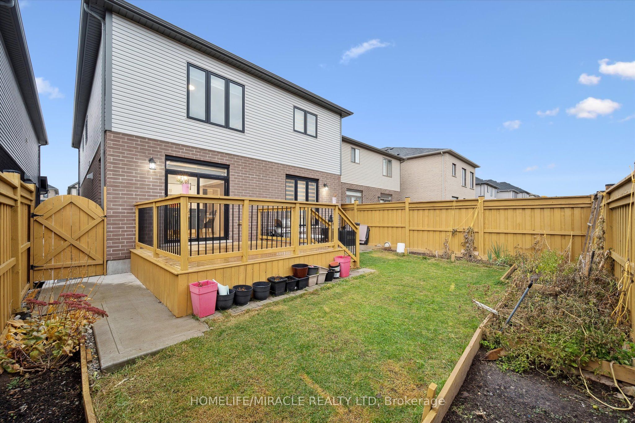 Photo 34 of 629 Florencedale Crescent W, Kitchener — HOMEH