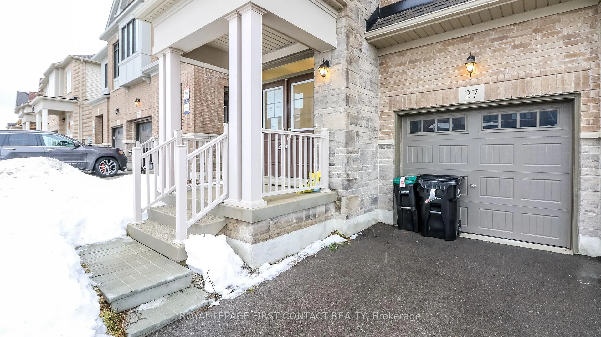 Photo 4 of 27 Greer Street, Barrie, Rural Barrie Southeast — HOMEH