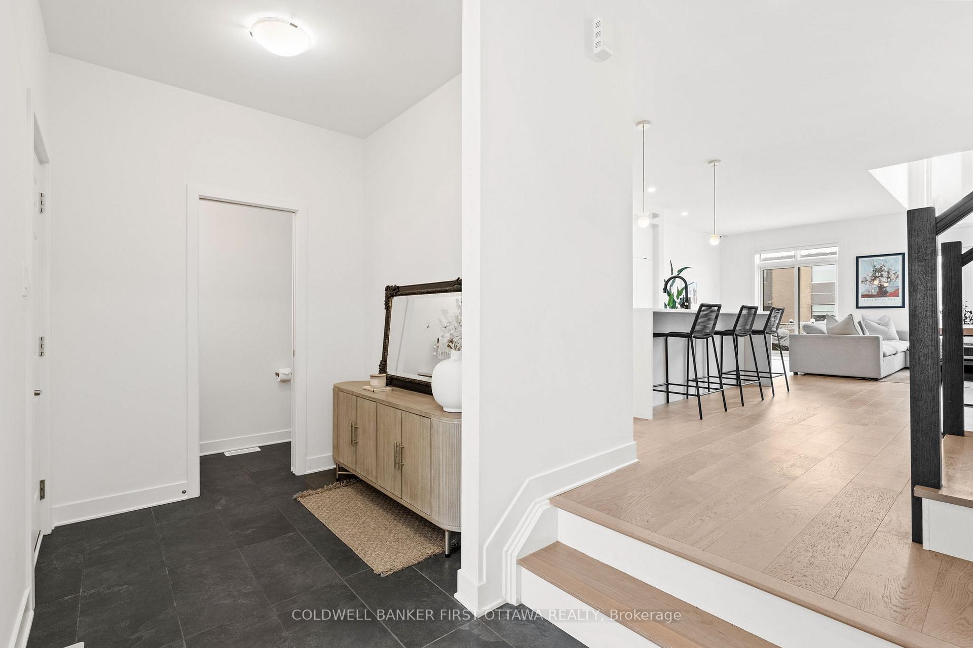Photo 5 of 86 Canvasback Ridge, Ottawa, Riverside South/Gloucester Glen — HOMEH